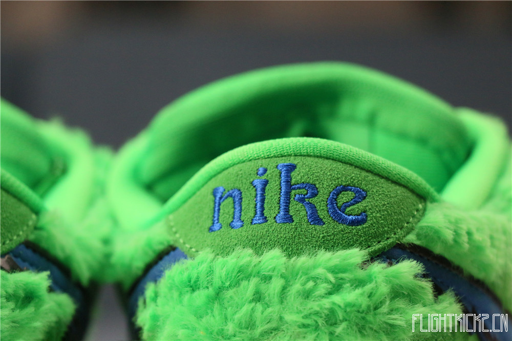 Grateful Dead x Nike SB Dunk Low Green