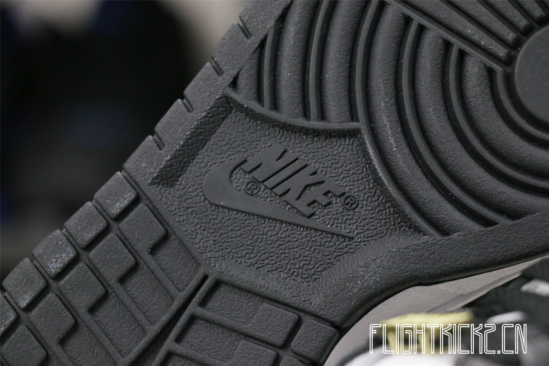 Nike SB Dunk Low Supreme Black