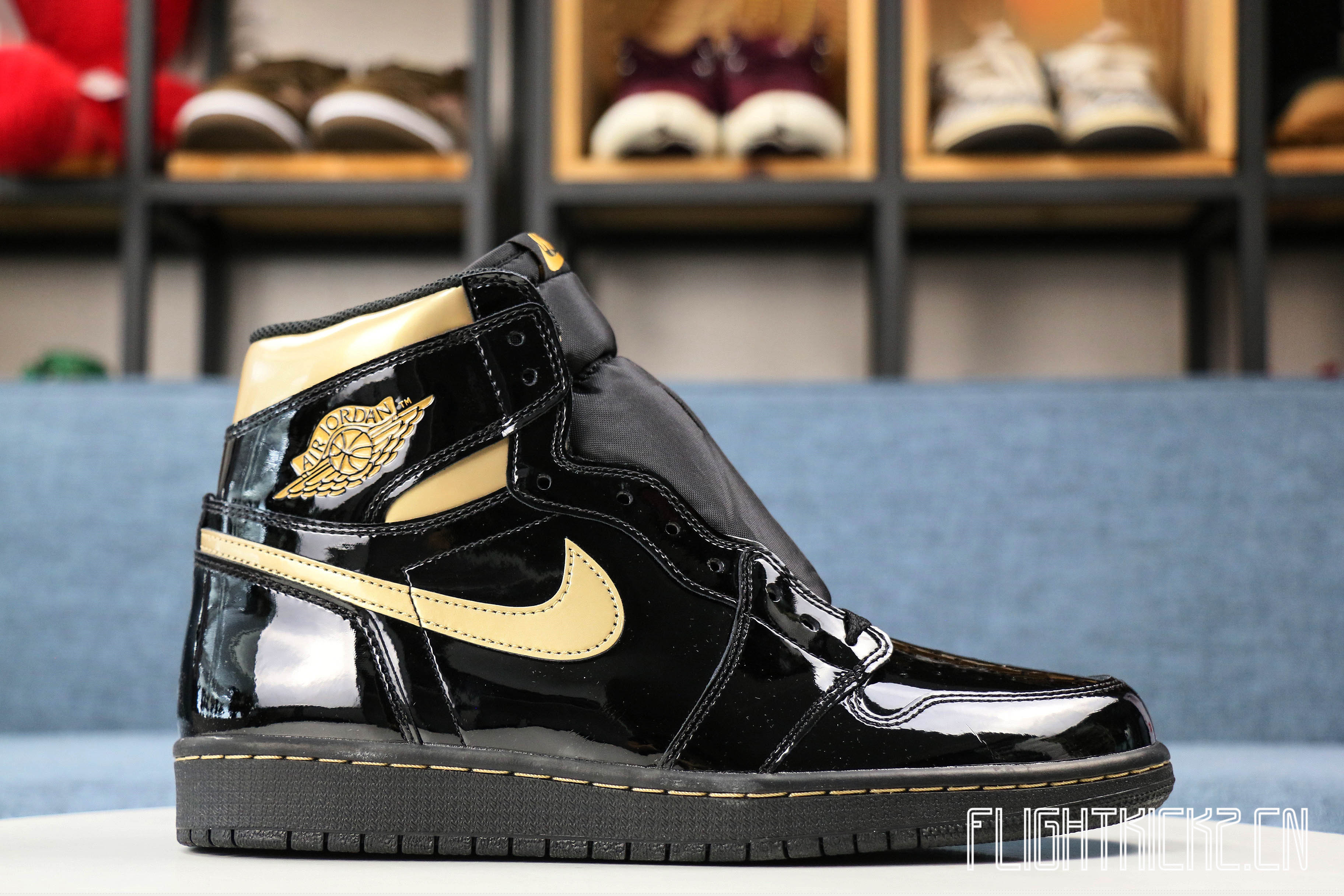 Air Jordan 1 Retro High OG in Black/Metallic Gold 2020
