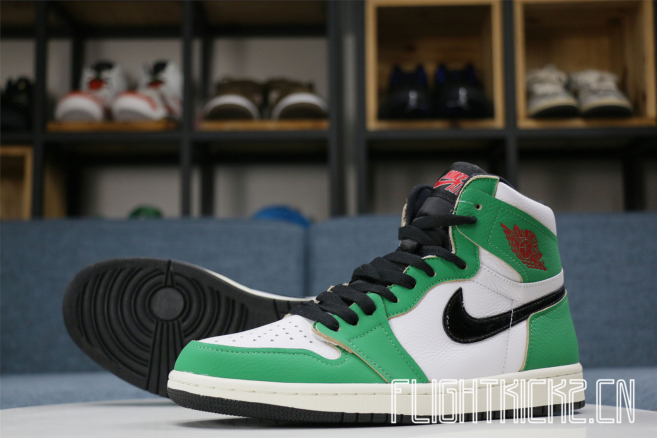 Air Jordan 1 Retro High Lucky Green 2020
