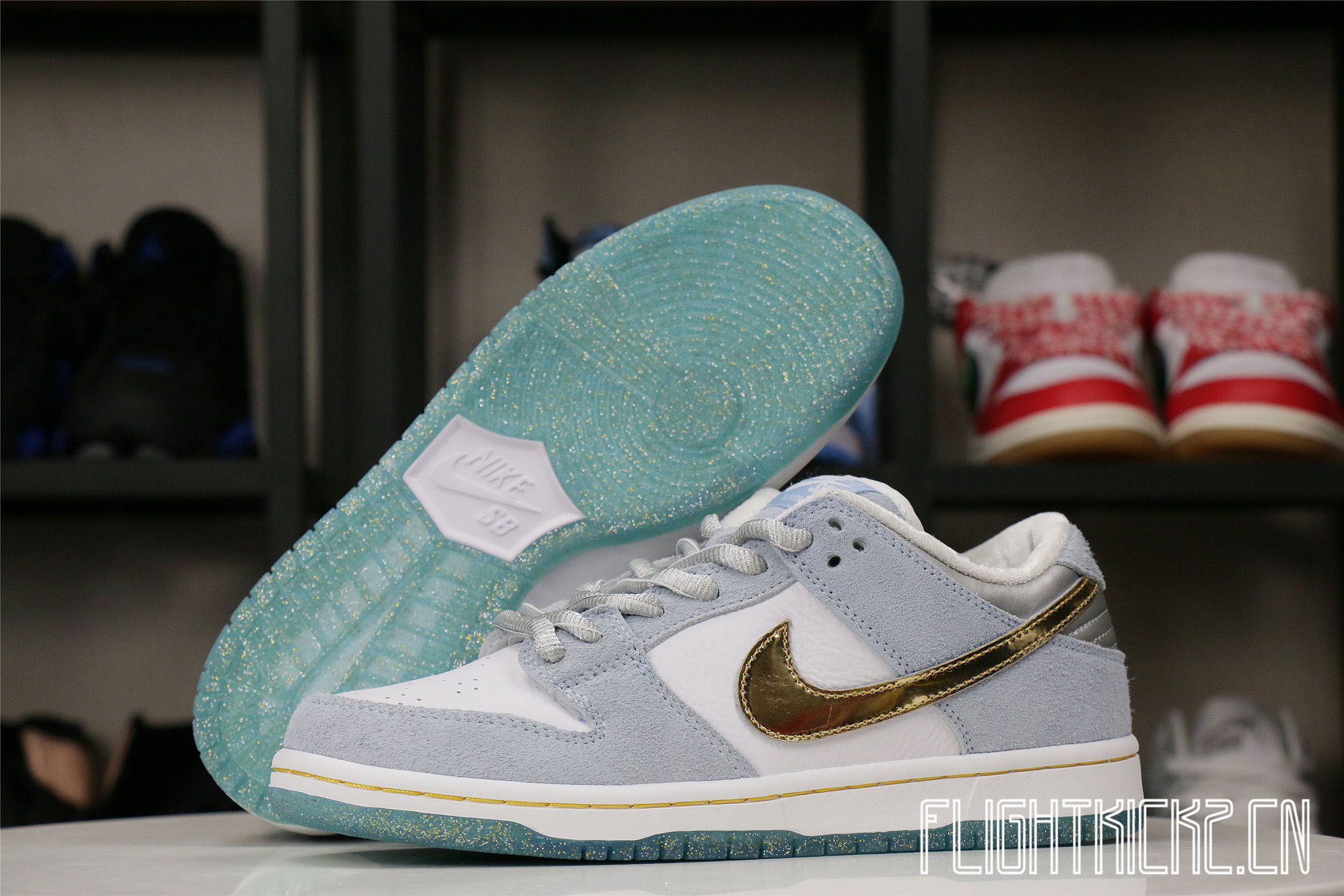 Nike SB Dunk Low Sean Cliver