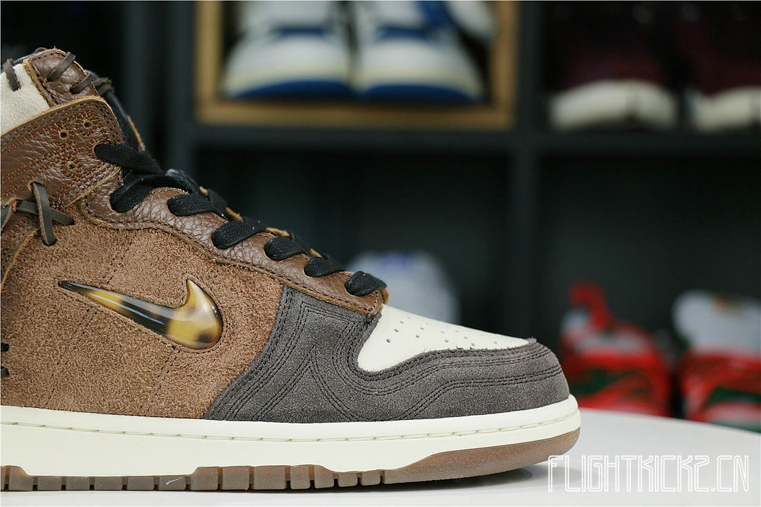 Nike Dunk High Bodega Legend Fauna Brown