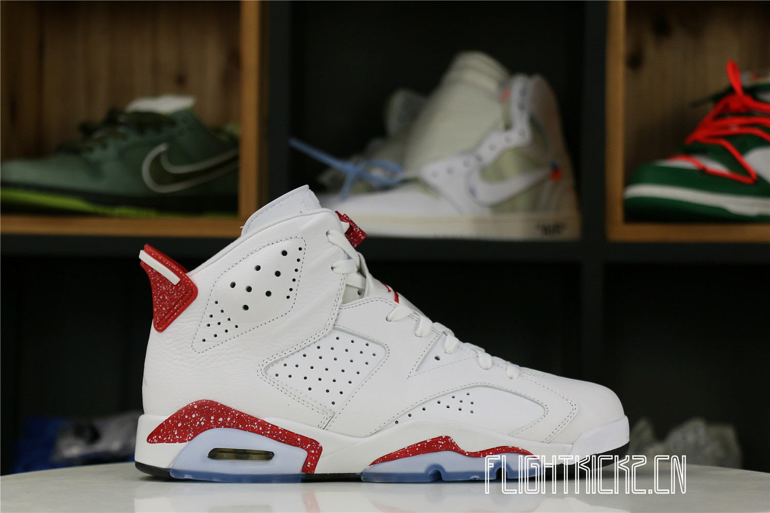 Air Jordan 6 Red Oreo