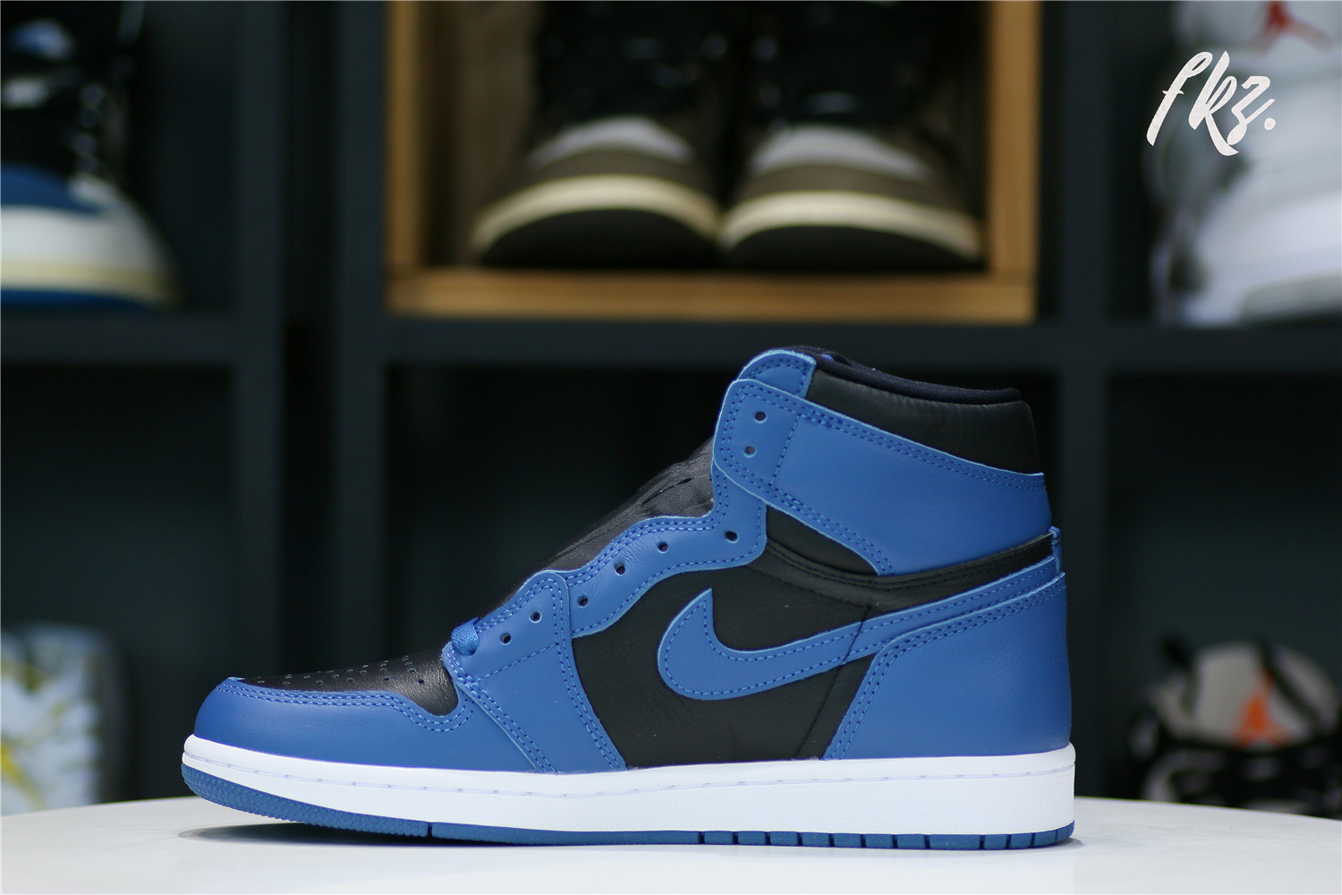 Air Jordan 1 High OG Dark Marina Blue (LN5 A1 Batch)