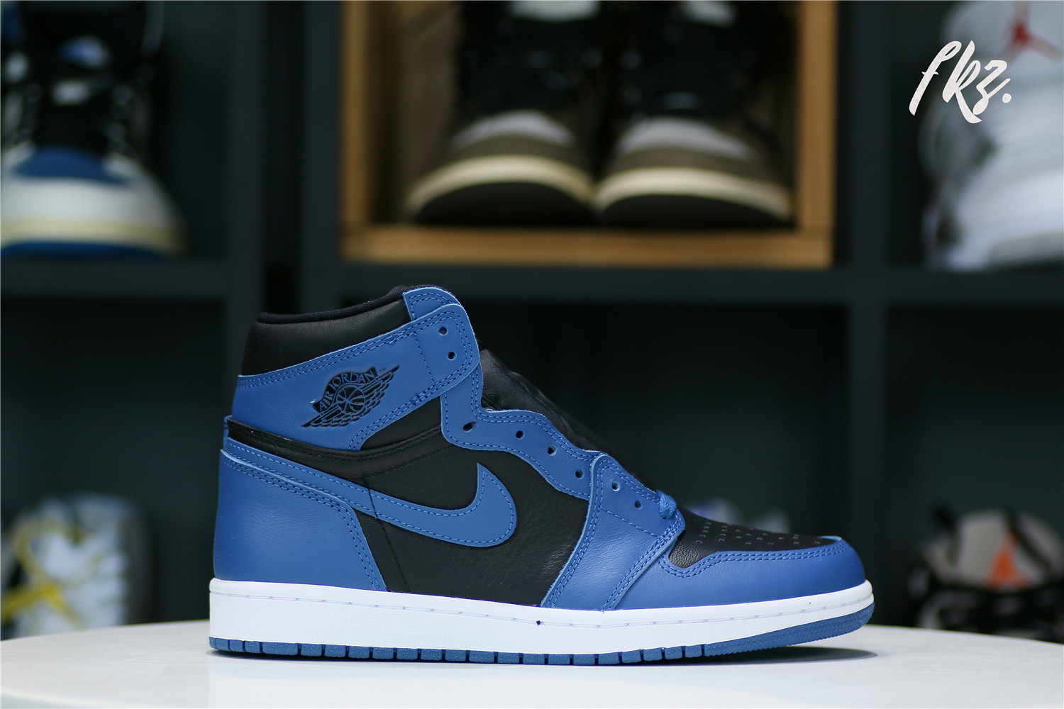Air Jordan 1 High OG Dark Marina Blue (LN5 A1 Batch)