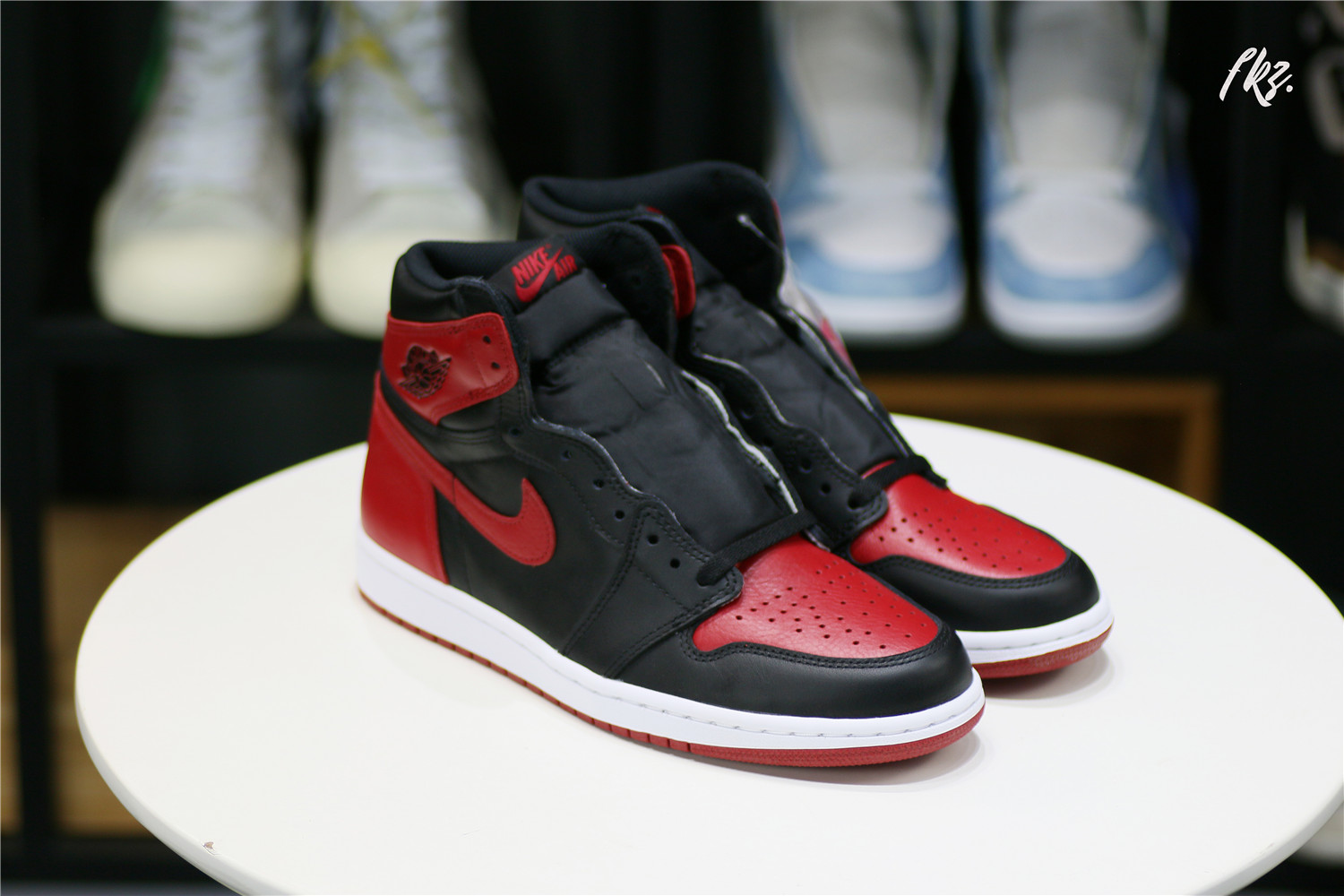 Air Jordan 1 Retro High Banned (GS)