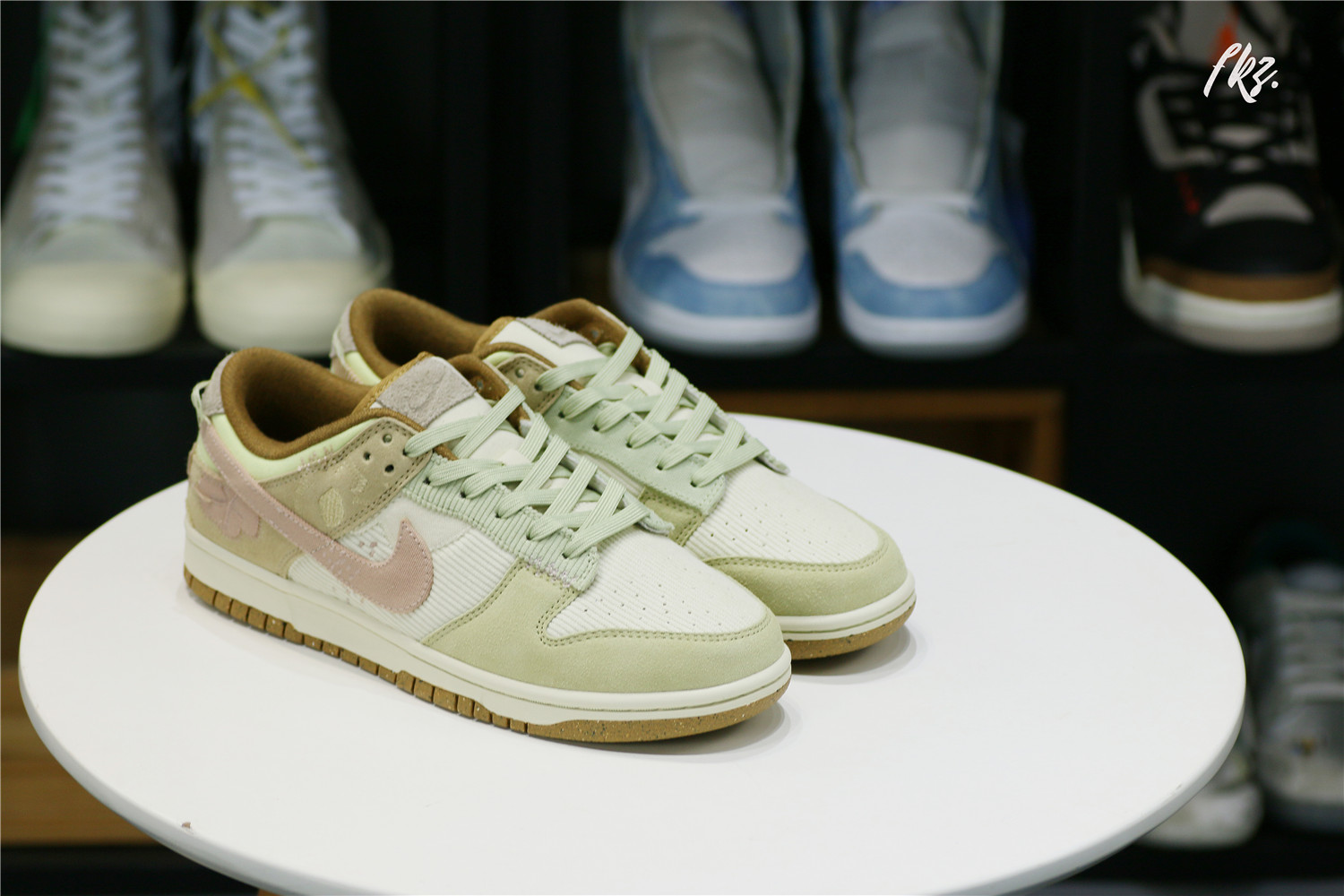 Nike Dunk Low On the Bright Side (W)