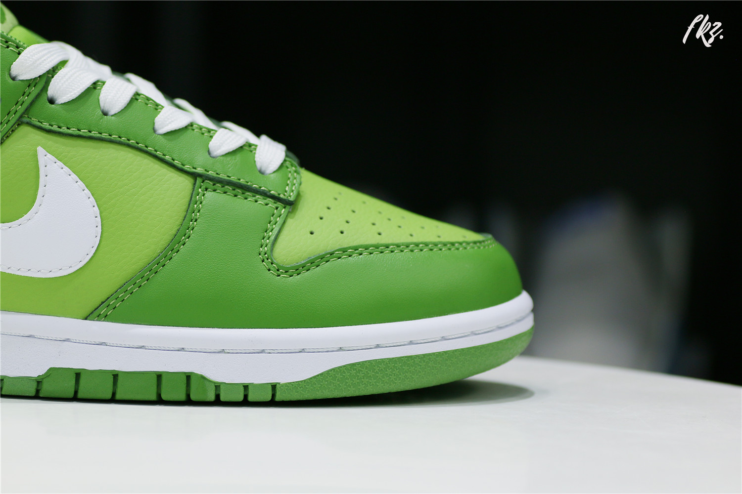 DUNK LOW ‘CHLOROPHYLL’
