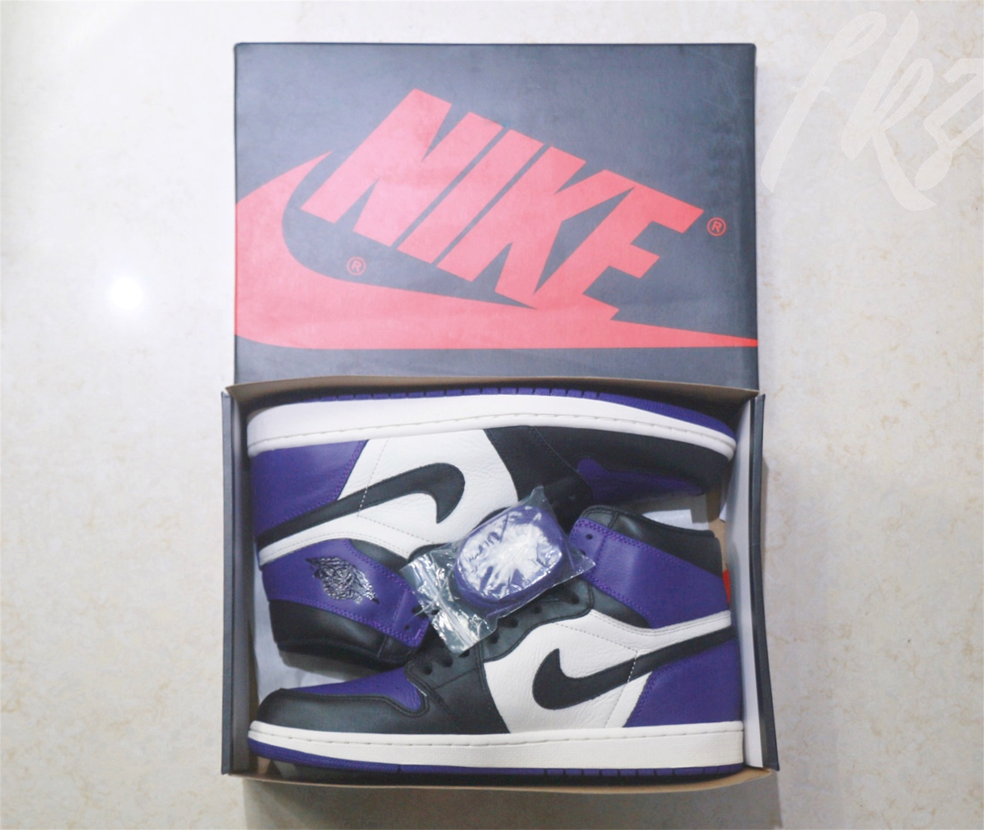 Air Jordan 1 Retro Court Purple (GS)