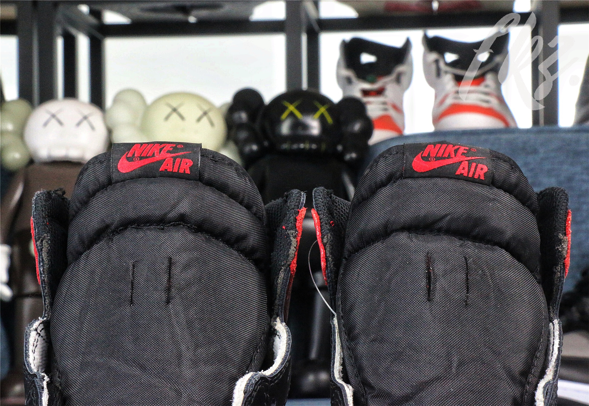 Air Jordan 1 Retro High Bred Toe (GS)