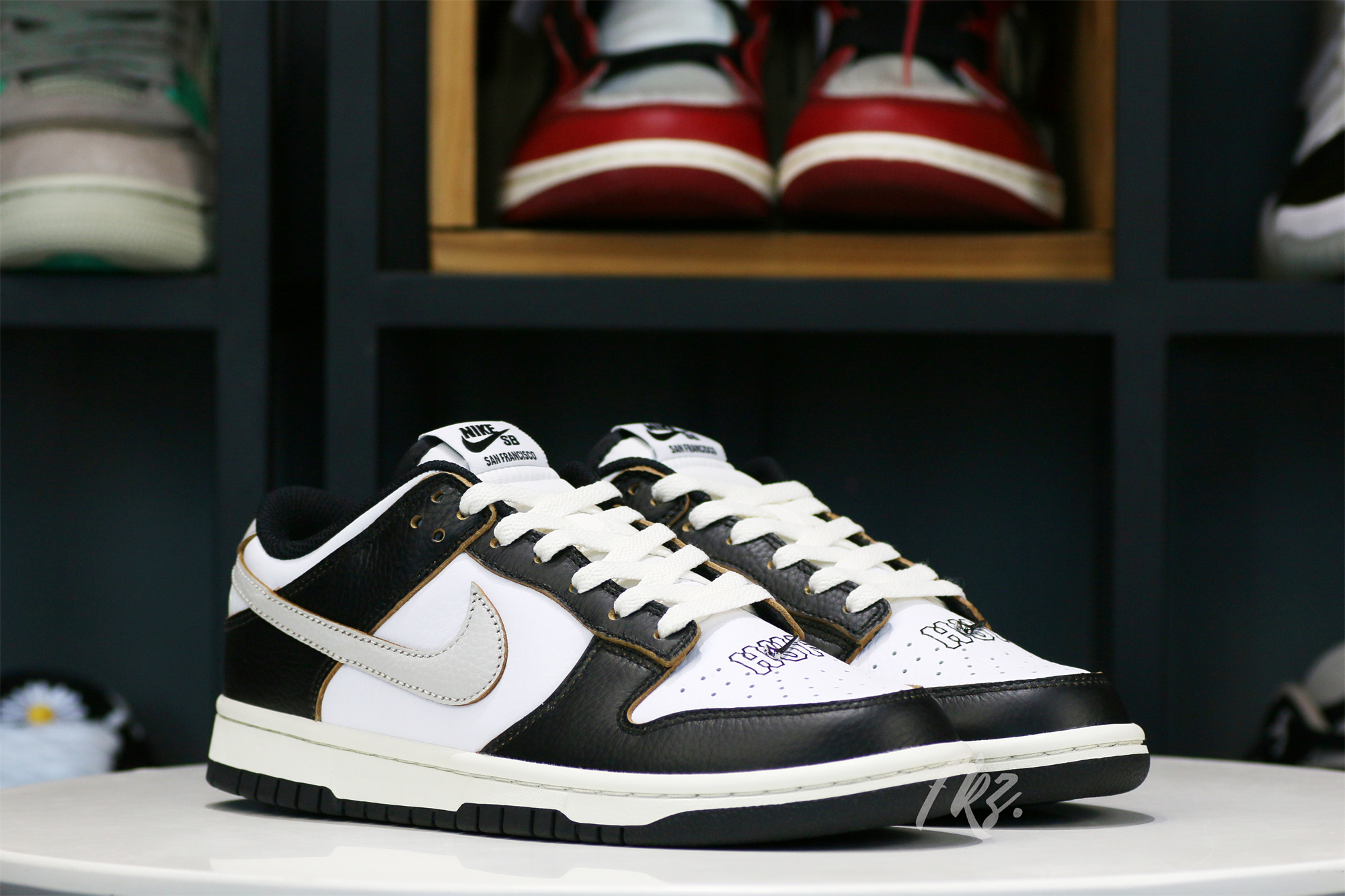 HUF x Nike SB Dunk Low “San Francisco”