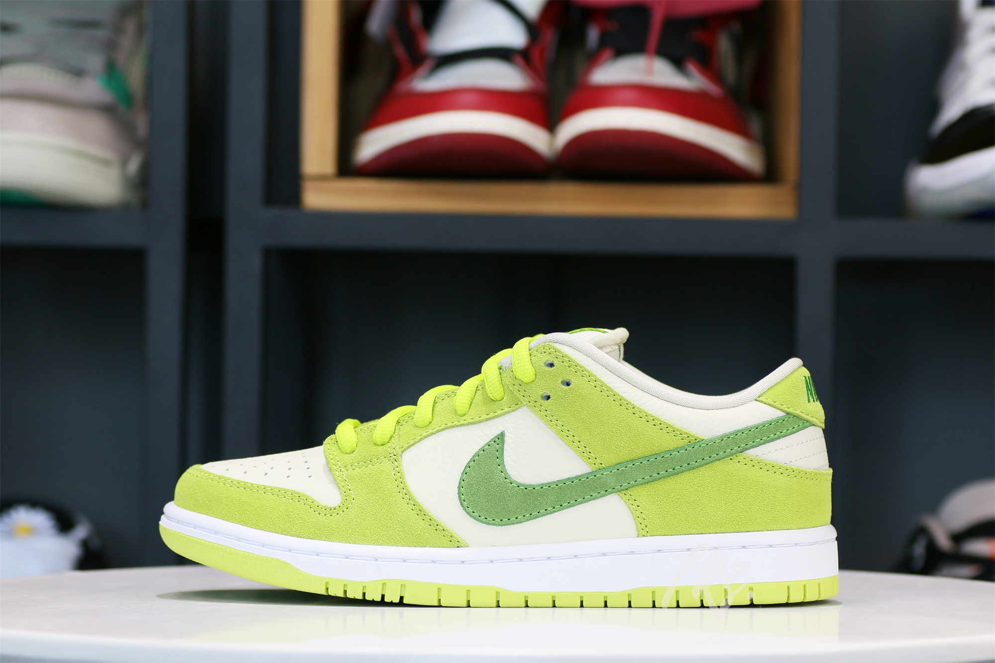 Nike SB Dunk Low Green Apple 2022