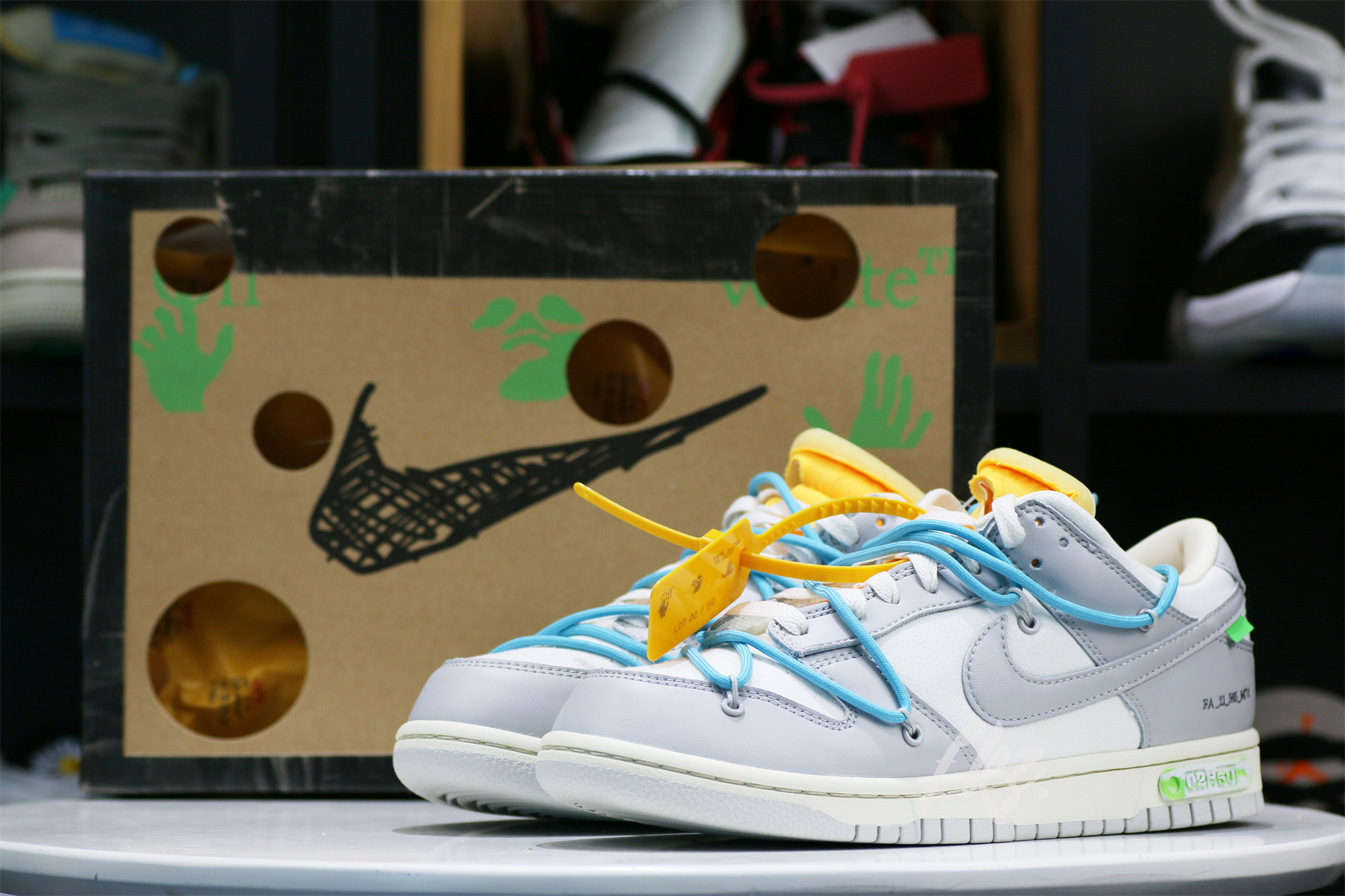 Nike Dunk Low Off-White Lot 2