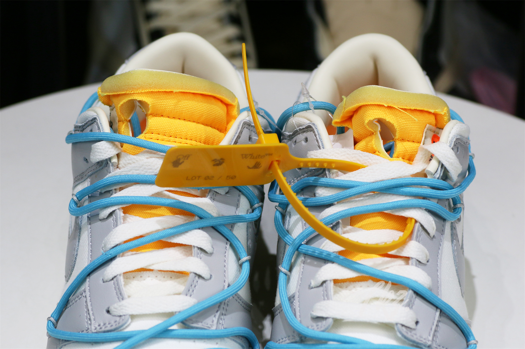 Nike Dunk Low Off-White Lot 2