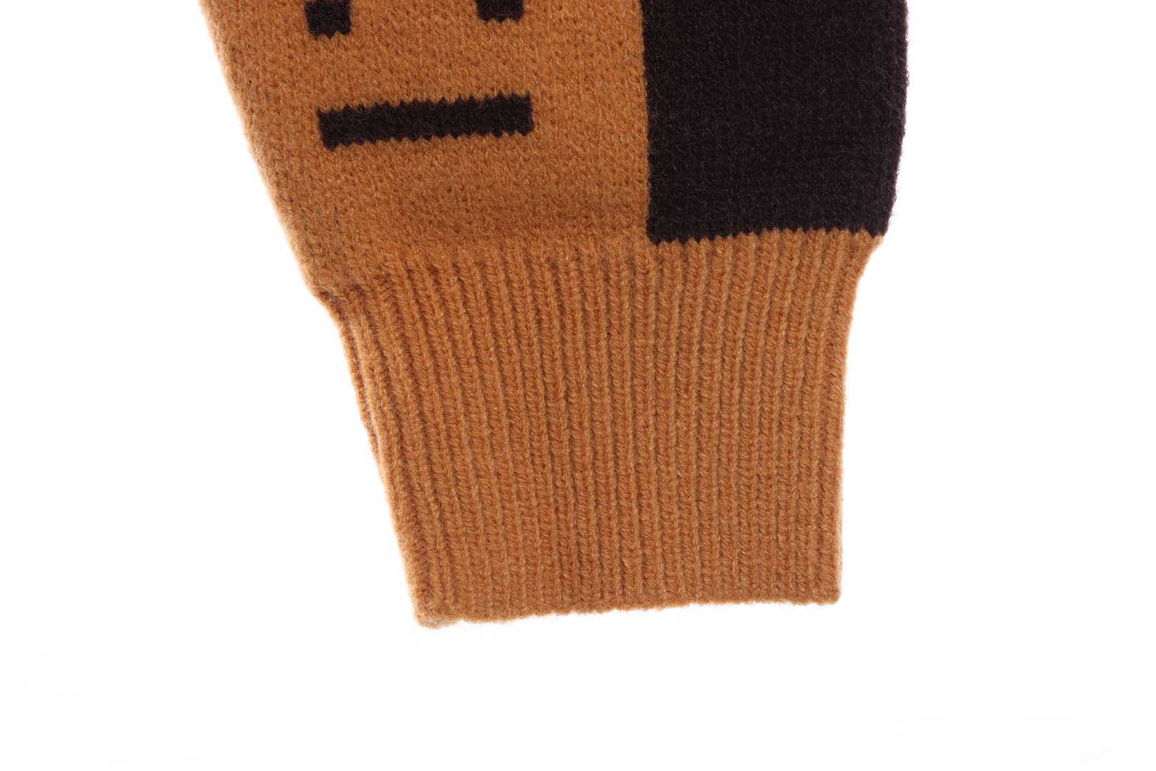 22S SACNE STUDIOS Checkerboard Square Smiley Crew Neck Sweater