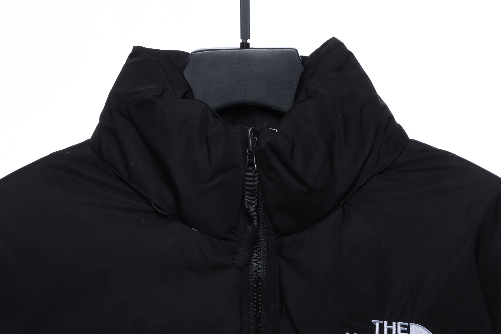 White ‘ZebraLogoPattern’ Down Jacket