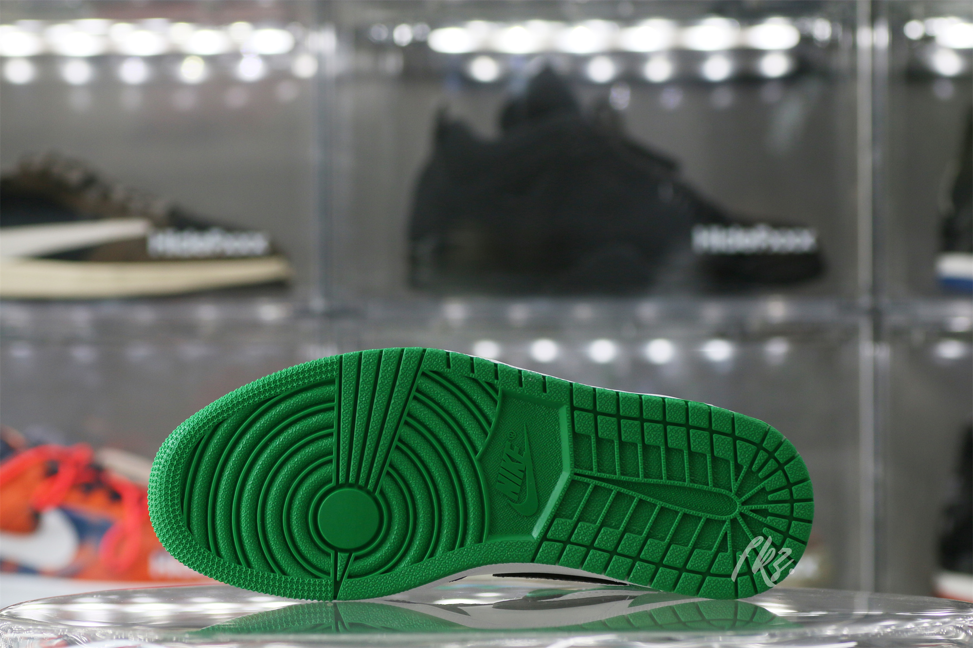 Air Jordan 1 High Lucky Green 2023