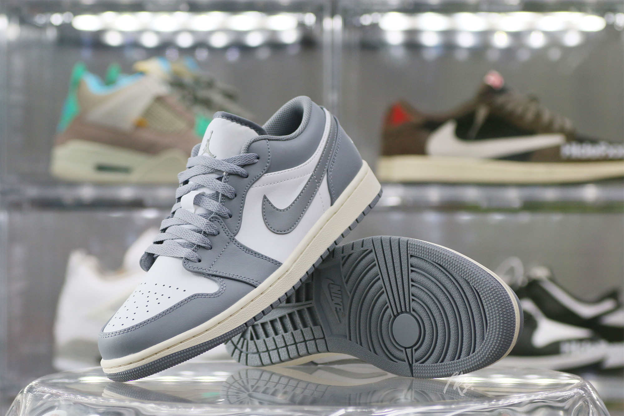 Air Jordan 1 Low White Wolf Grey 2021