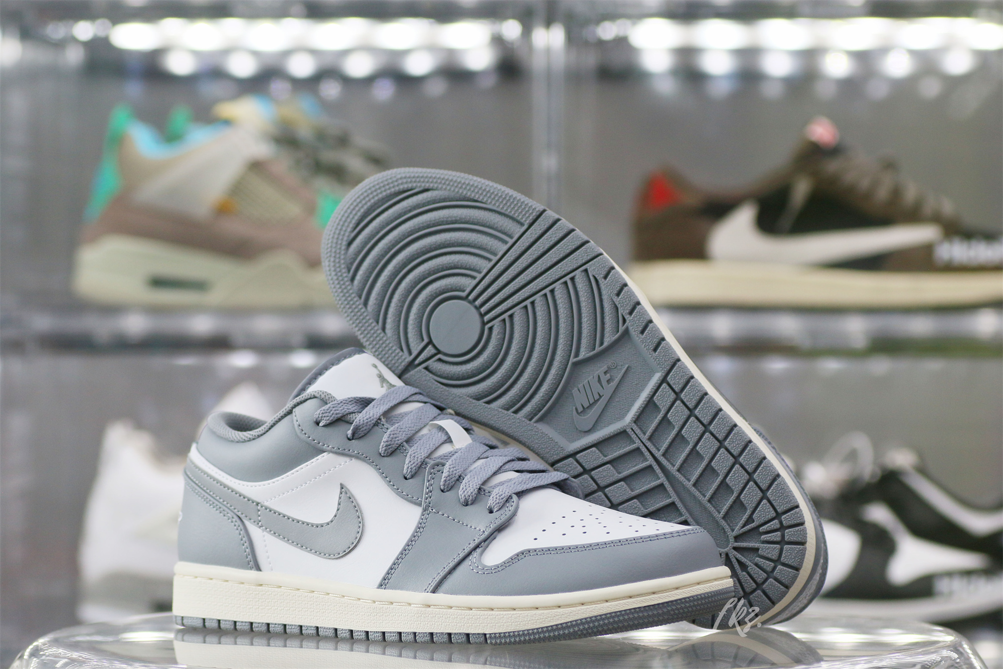 Air Jordan 1 Low White Wolf Grey 2021