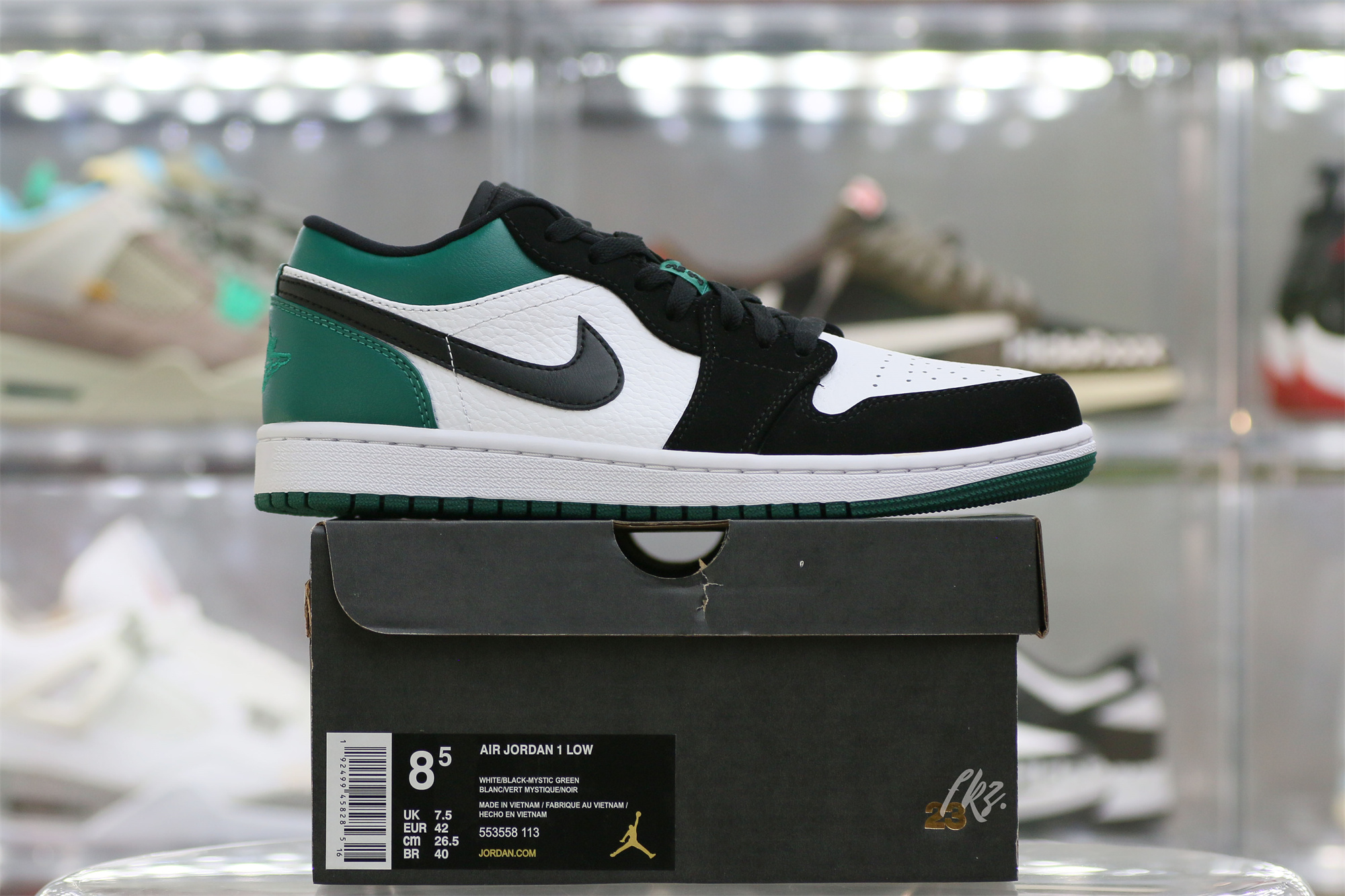 Air Jordan 1 Low Mystic Green 2019
