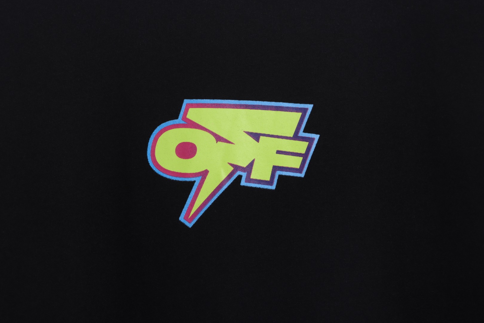 0W deformable 3D color graffiti arrow short sleeves