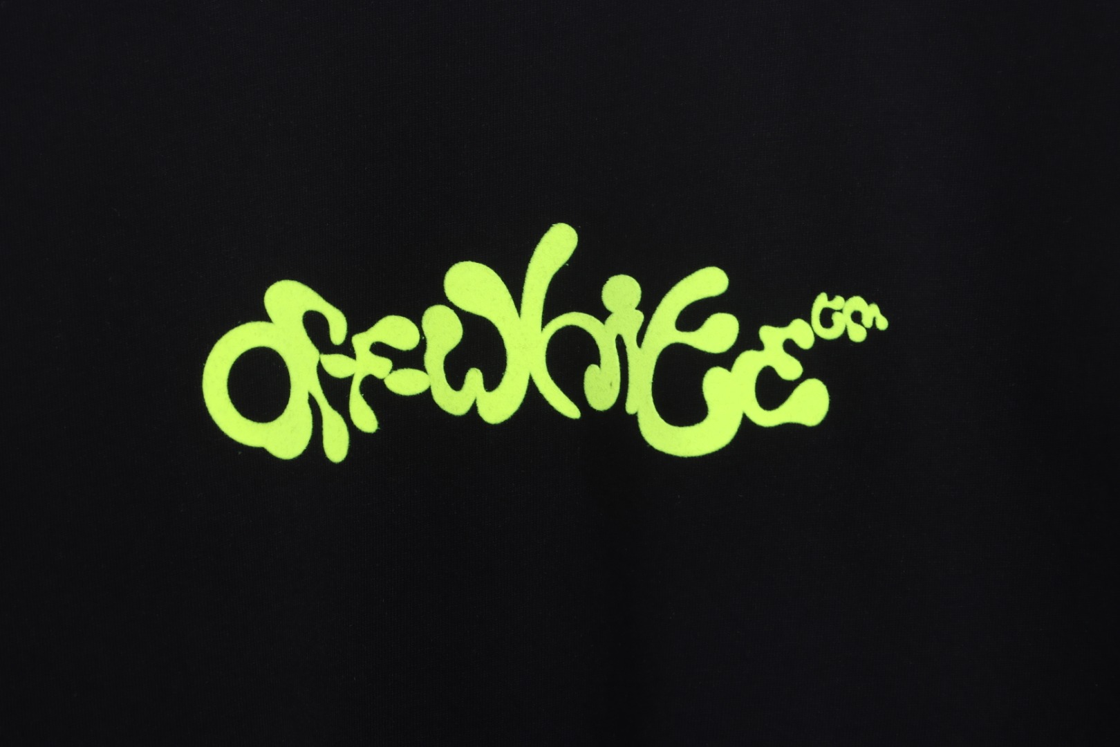 OW green paint letter arrowhead short sleeves