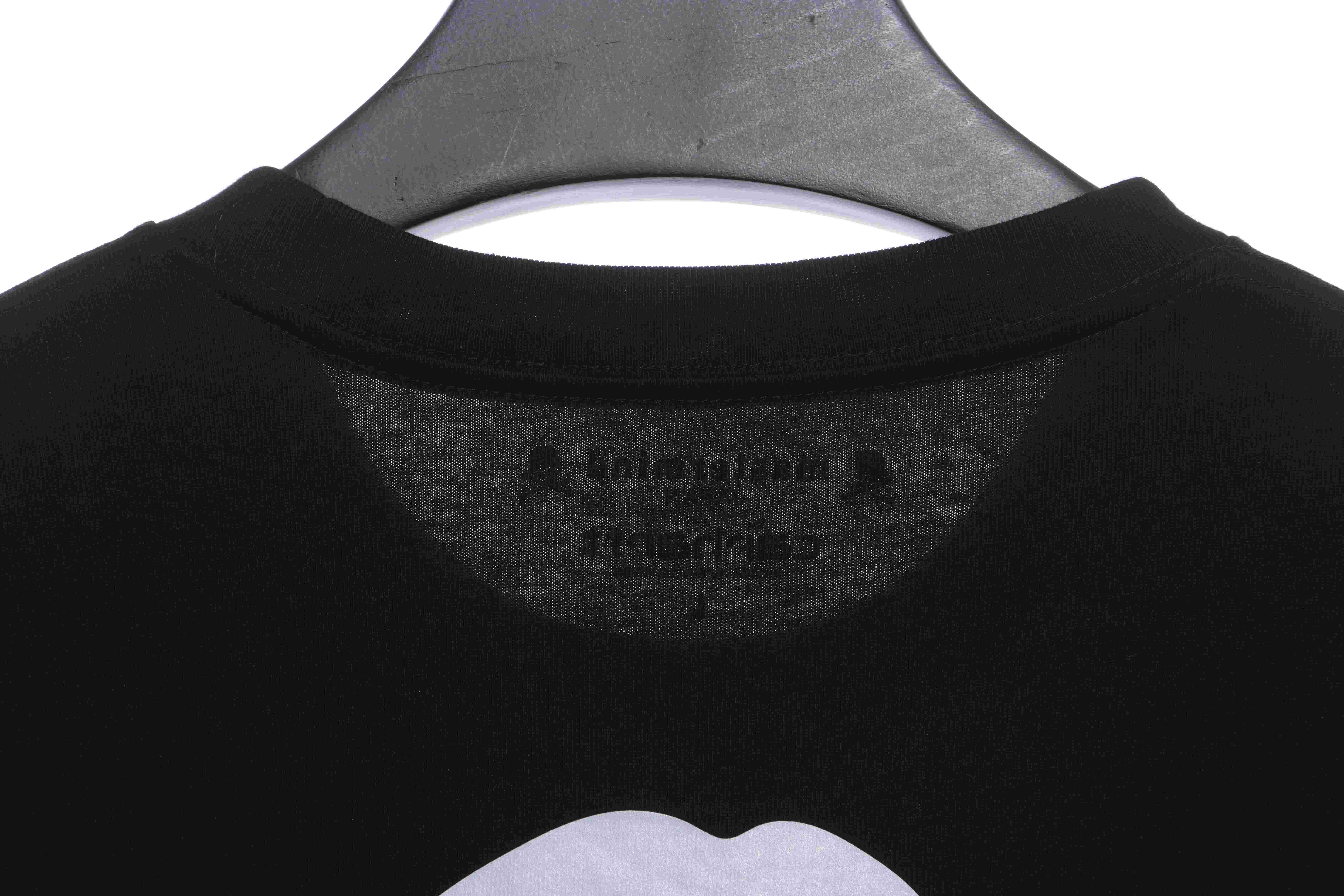 MMJ Kahart co-signed skull short sleeves