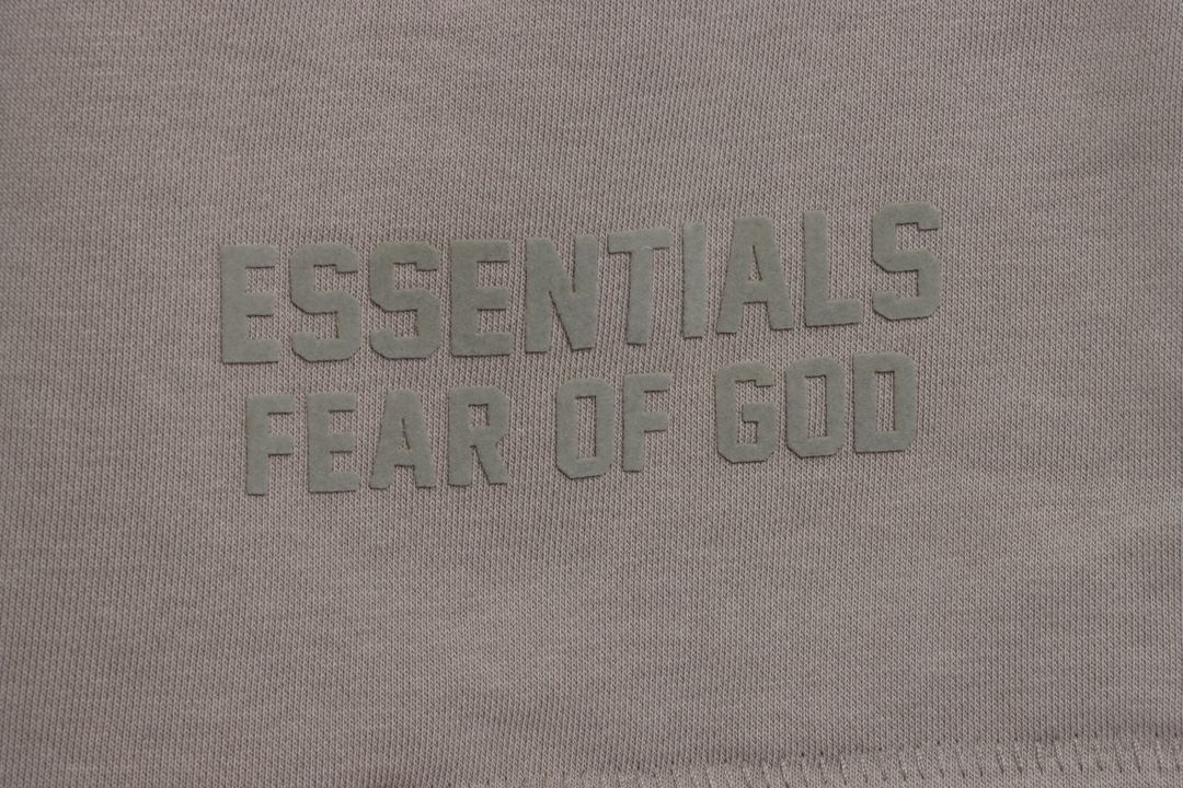 Essenti@ls Flocked alphabet shorts