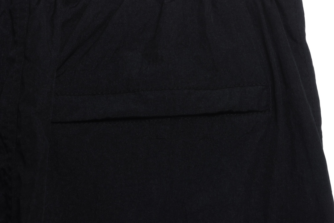 Stone island metal nylon small standard shorts