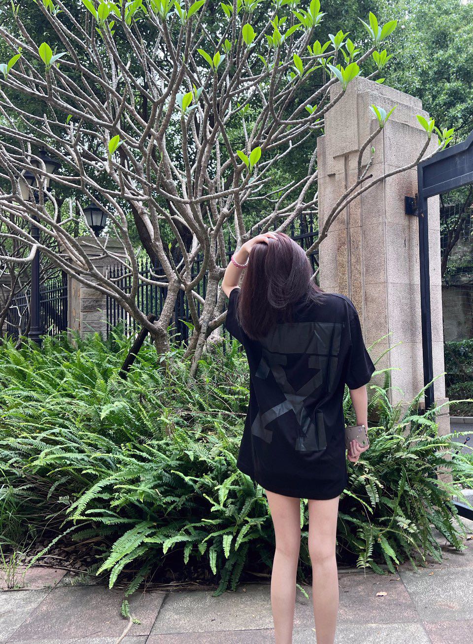 OW overlapping arrowhead pattern printing short sleeves