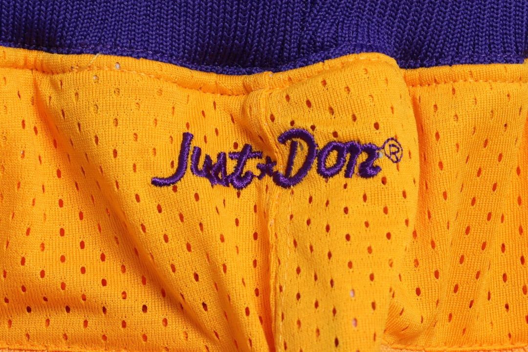 NBA vintage Los Angeles Lakers shorts