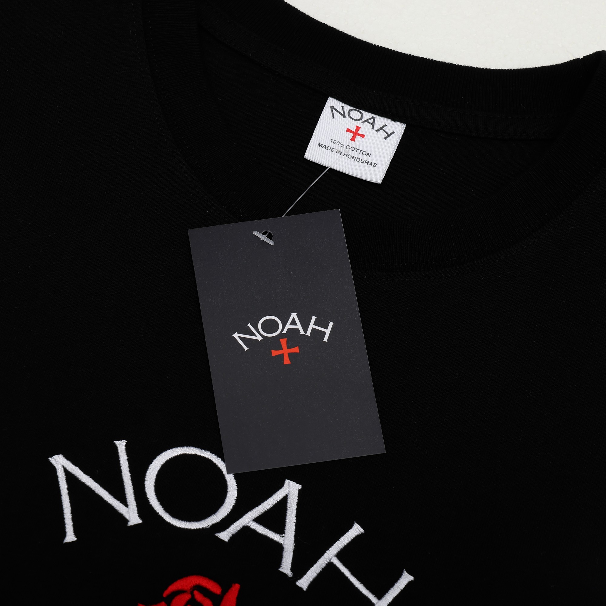 N0ah classic rose embroidery short sleeves