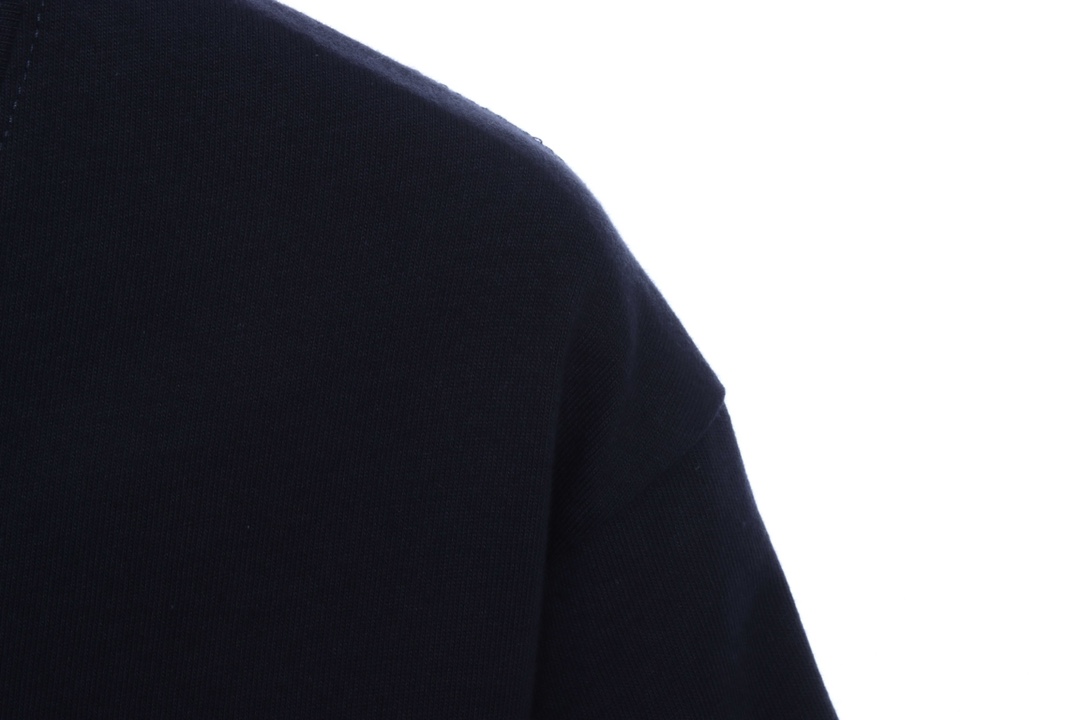 NOAH cross print letter short sleeve