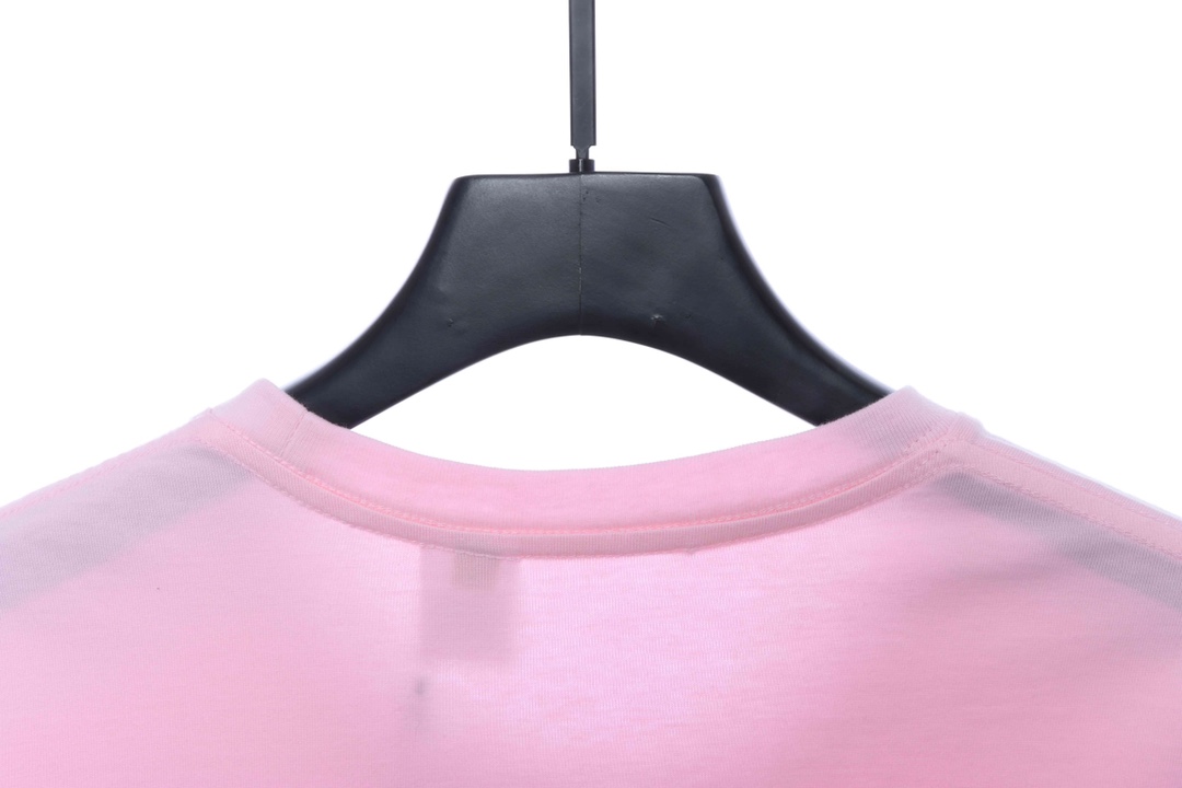 NOAH cross print letter short sleeve