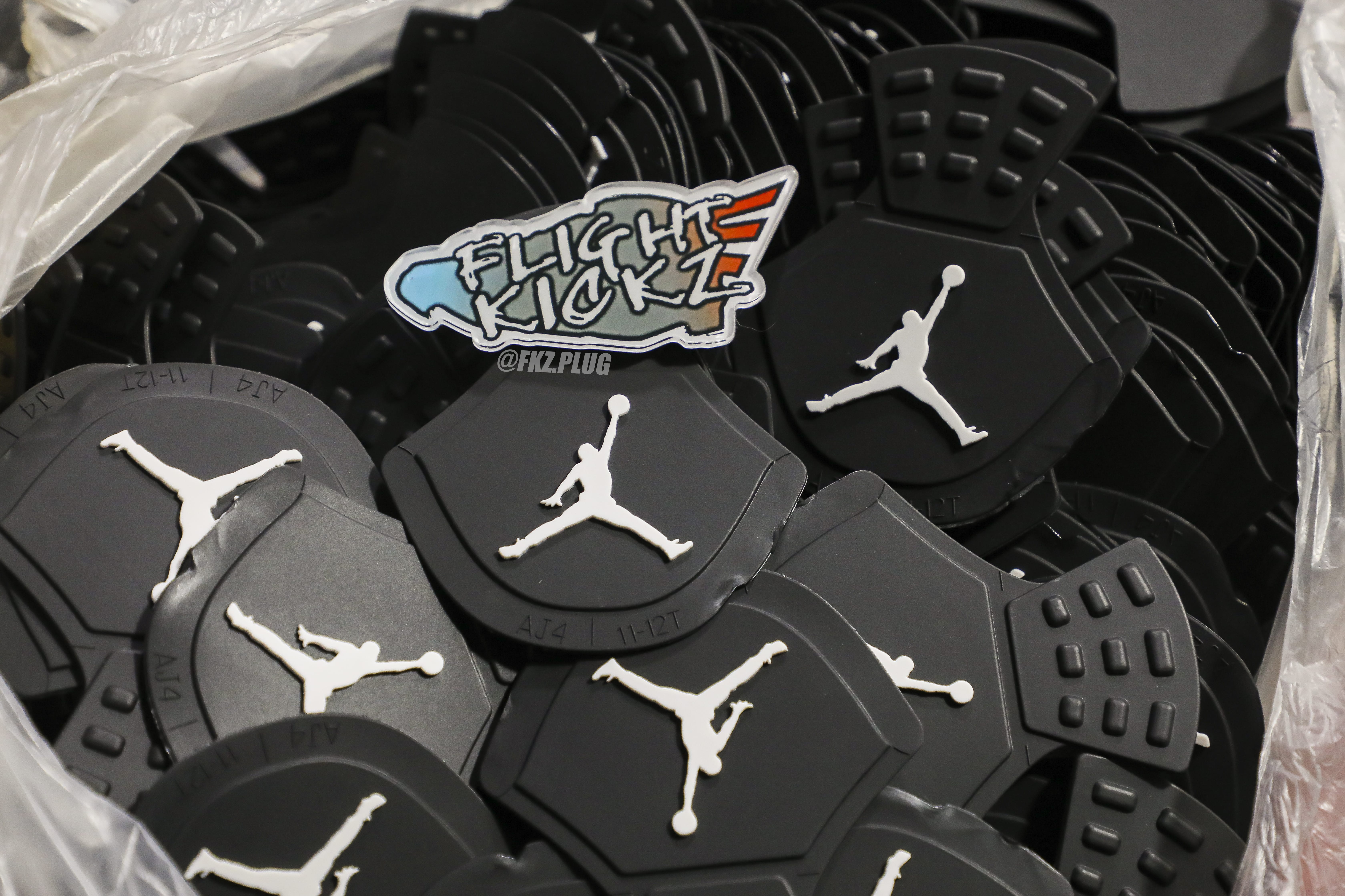 Air Jordan 4 Retro Thunder 2023 (LN5 A1 Batch)