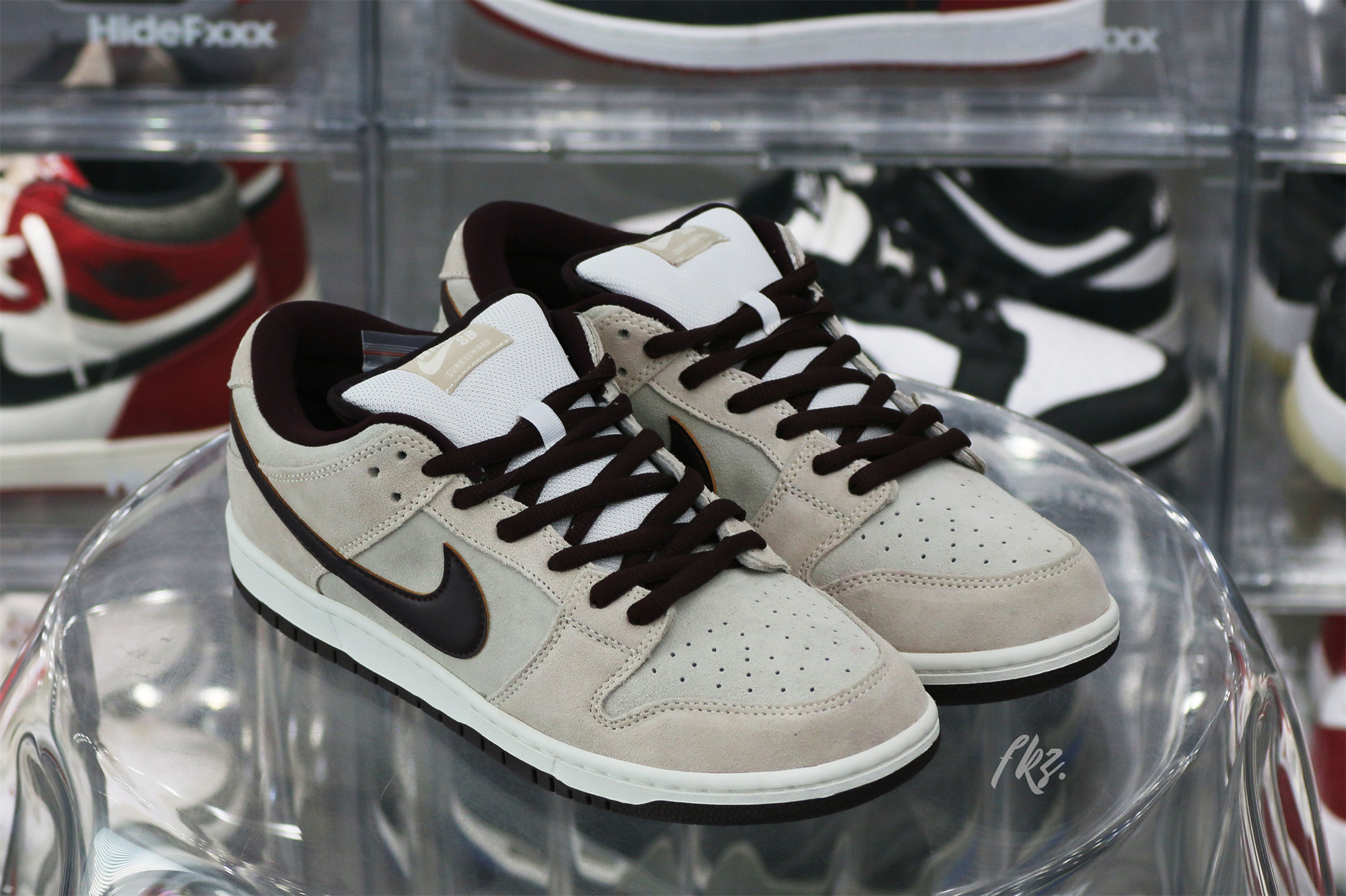 Nike SB Dunk Low Desert Sand Mahogany