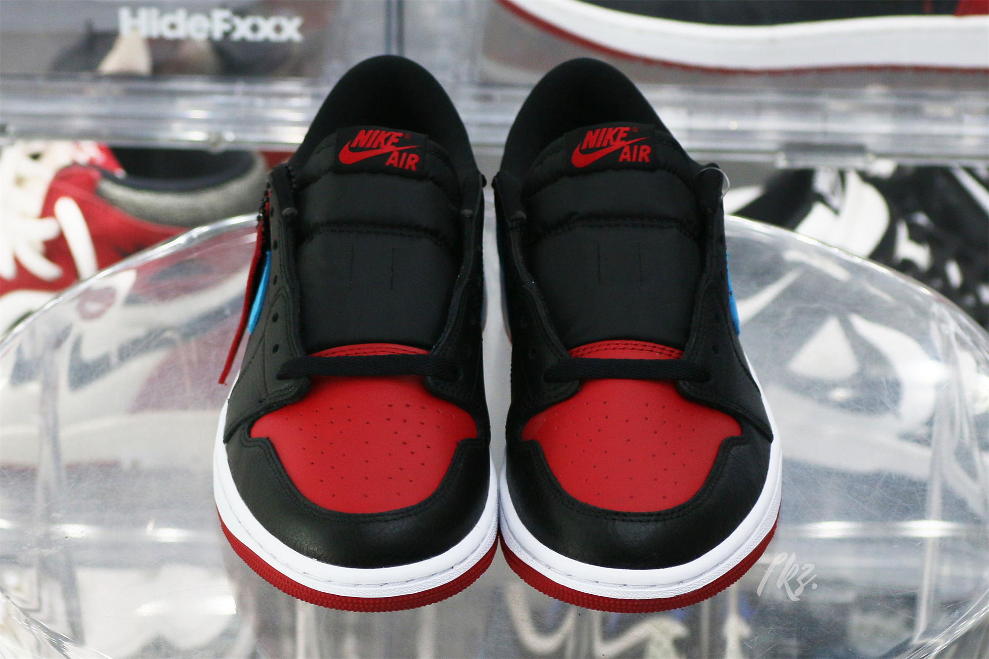 Air Jordan 1 Retro Low OG NC To Chi