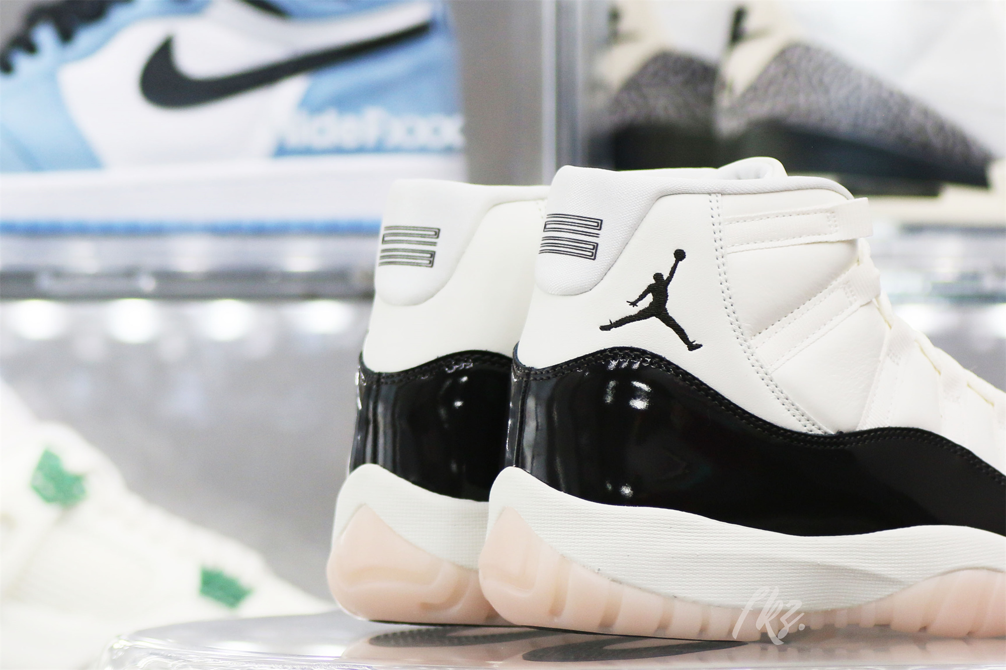 Air Jordan 11 “Neapolitan”(WMNS) (Ln5 A1 Batch)