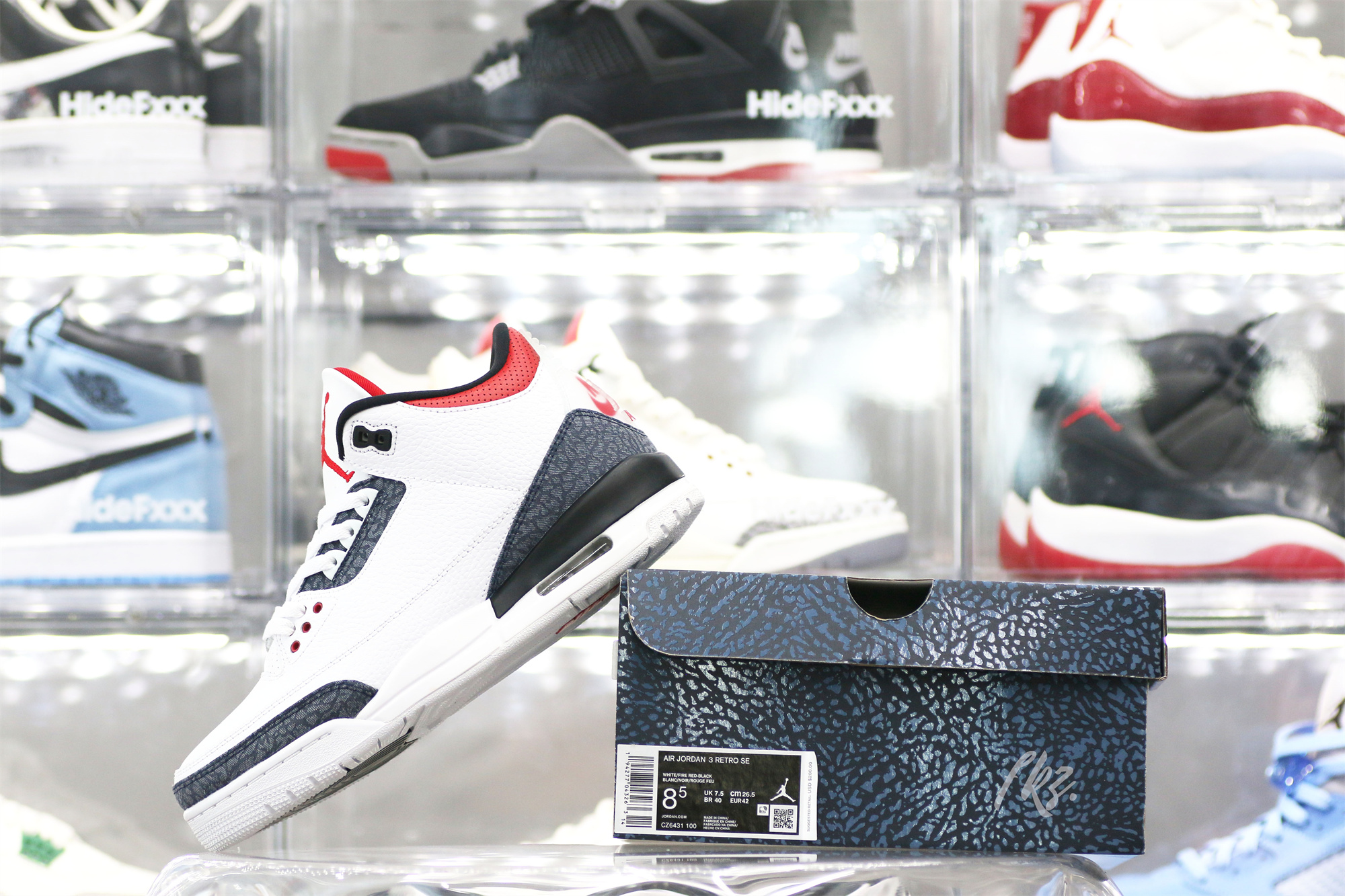 Jordan 3 Retro SE Fire Red Denim 2020