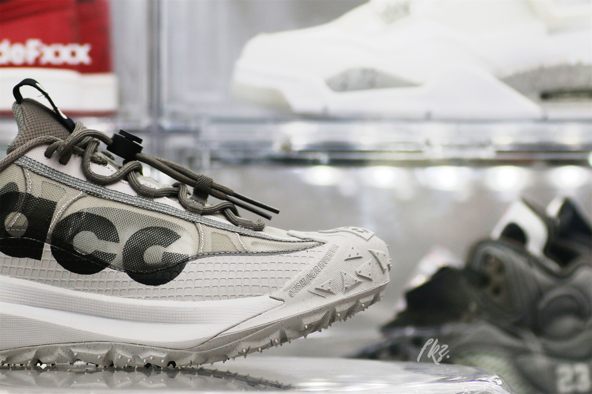 Nike ACG Mountain Fly 2 Low Light Iron Ore