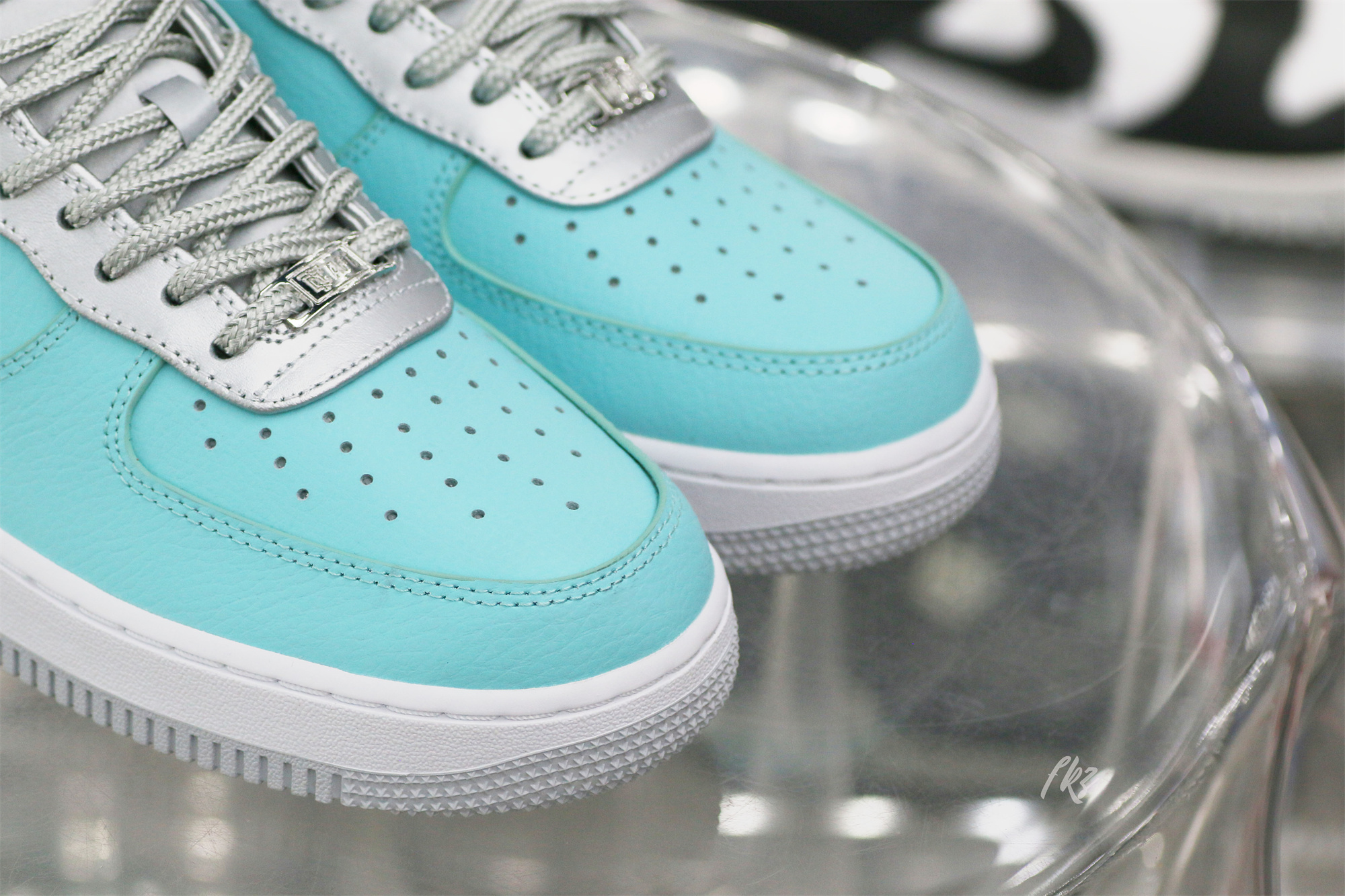 𝐓𝐥𝐅𝐅𝐀𝐍𝐘 & 𝐂𝐎. Nike Air Force 1 Low 1837