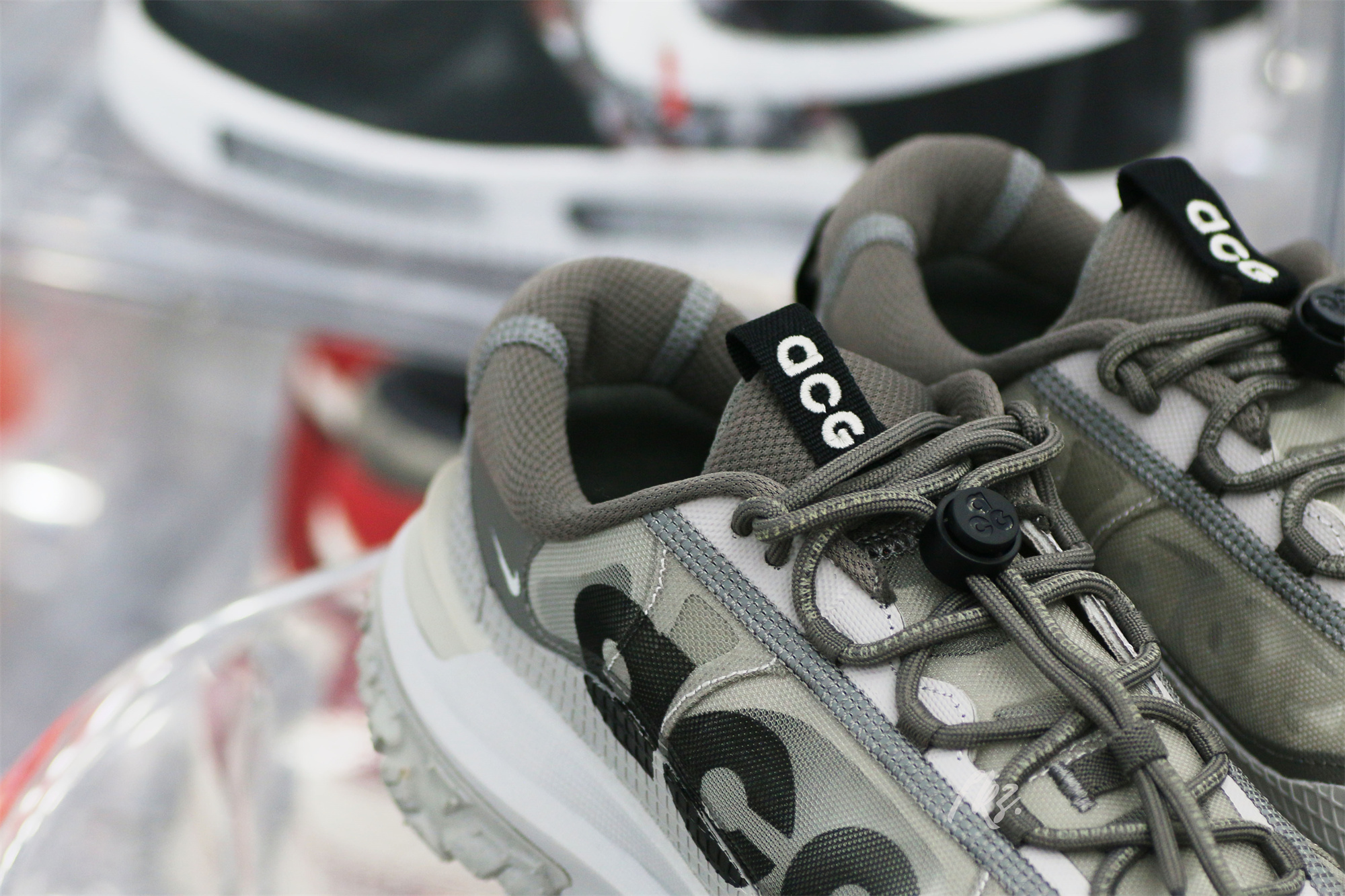 Nike ACG Mountain Fly 2 Low Light Iron Ore