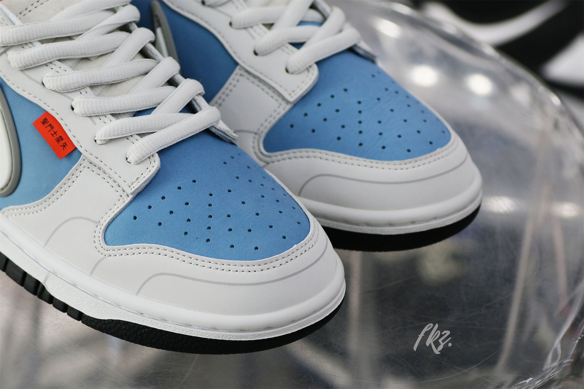 Nike SB Dunk Low & Athena Sail Blun White Grey