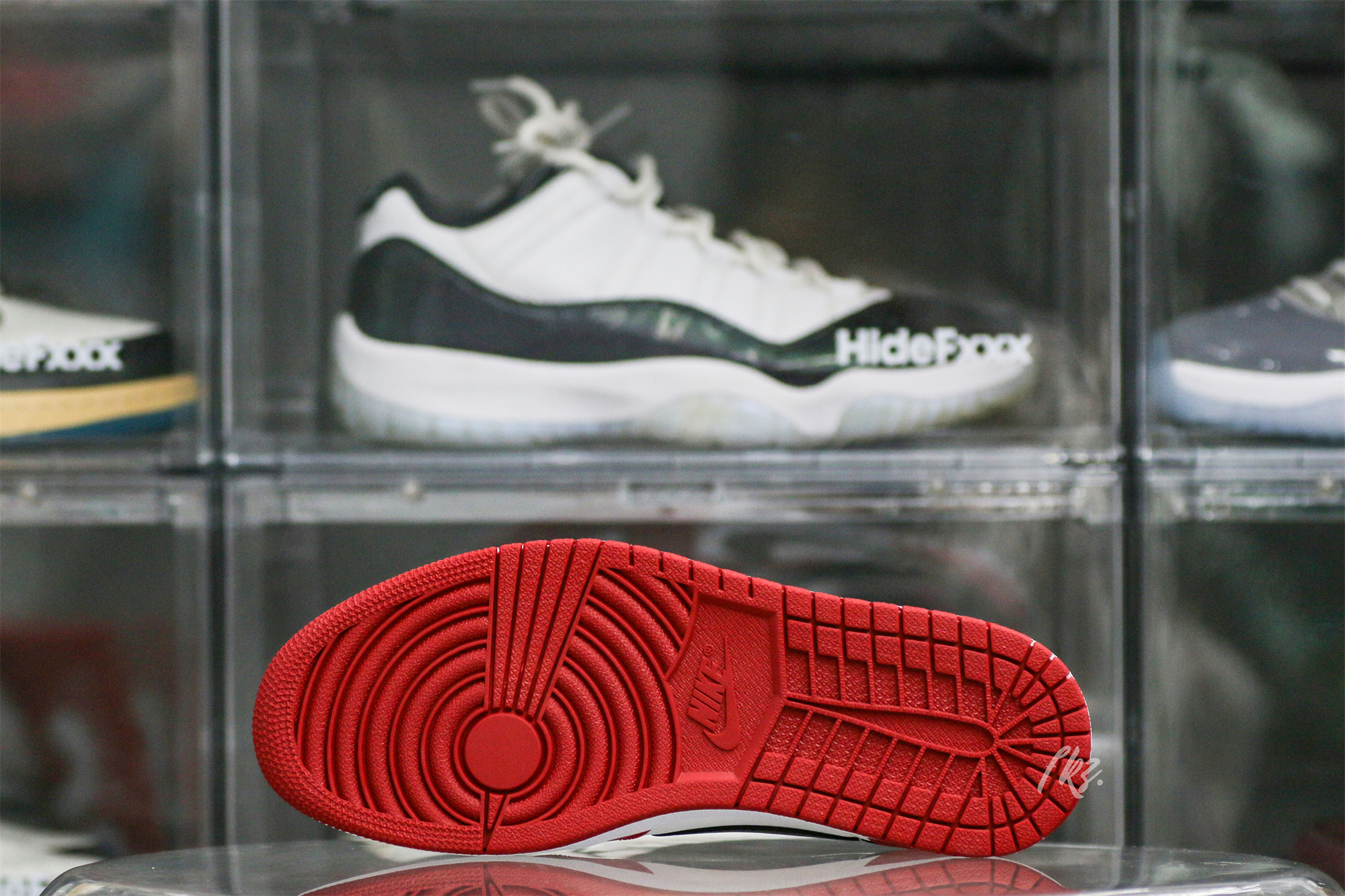 Air Jordan 1 Low Chicago 2016