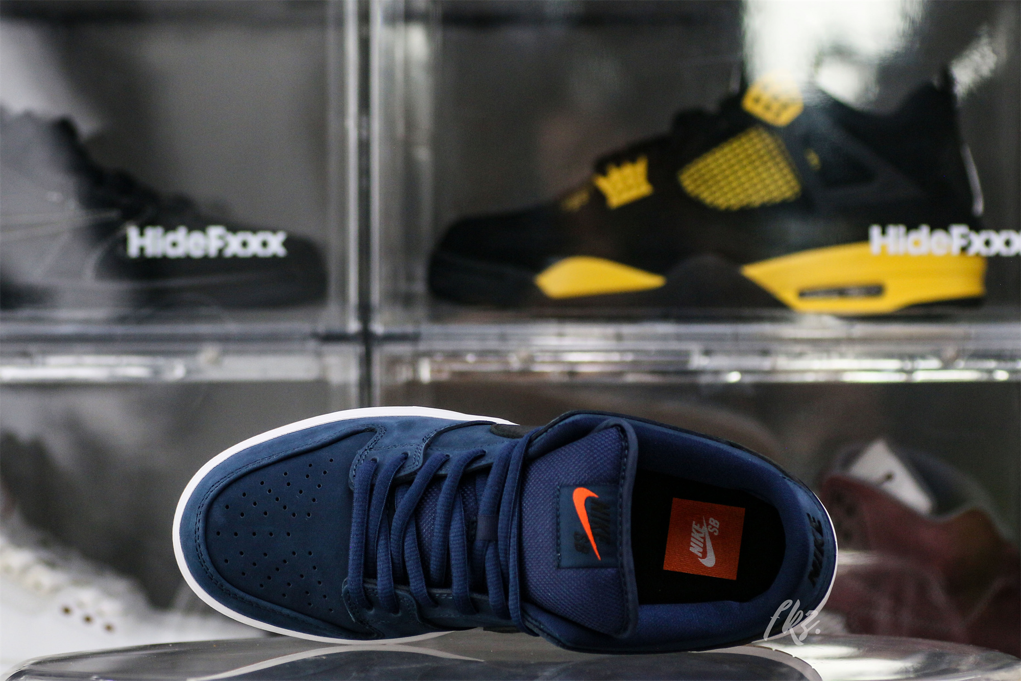 Dunk Low Pro ISO SB Navy Gum