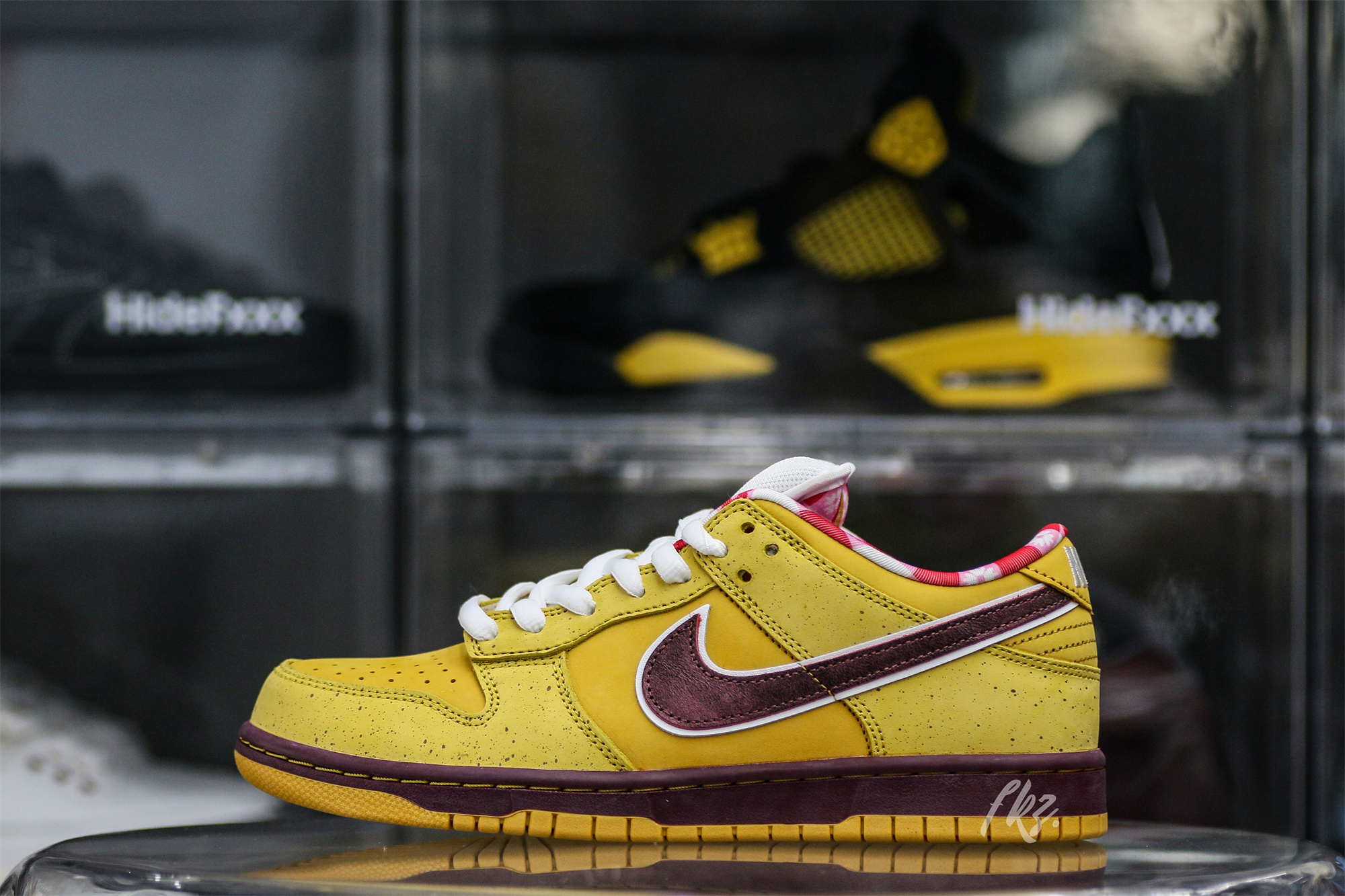 Nike SB Dunk Low Yellow Lobster