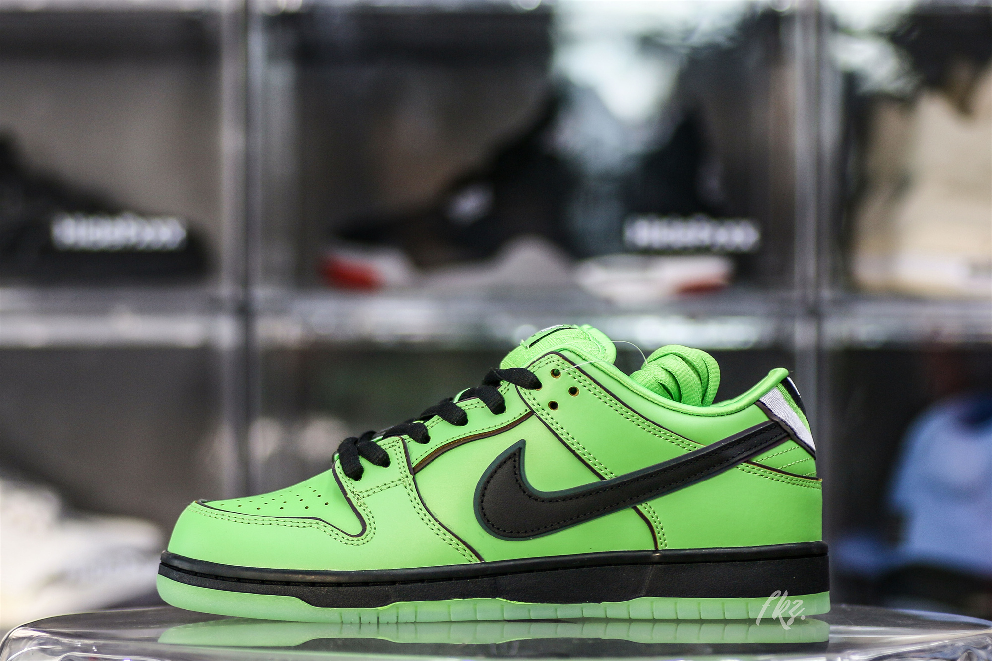 The Powerpuff Girls x Dunk Low Pro SB QS ‘Buttercup’