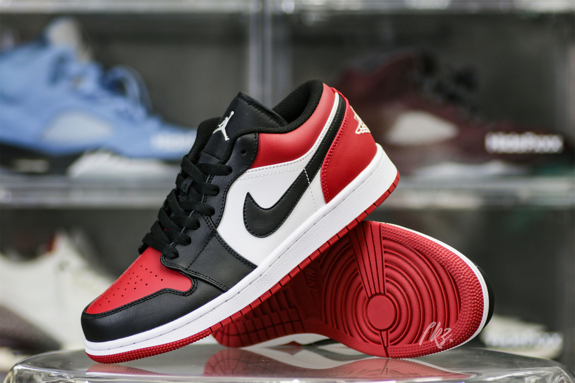 Air Jordan 1 Low Bred Toe 2021