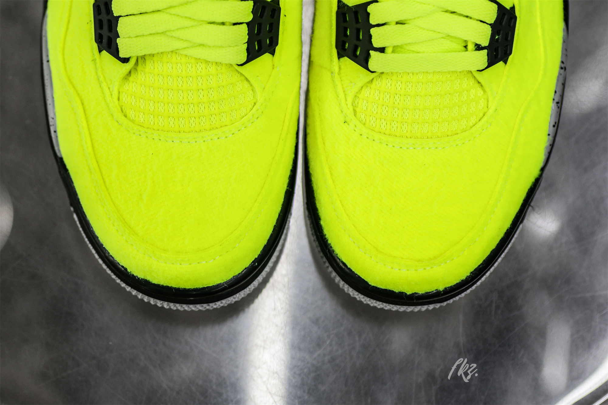 Air Jordan 4 “Tennis Ball” Custom Atomic Green/Black