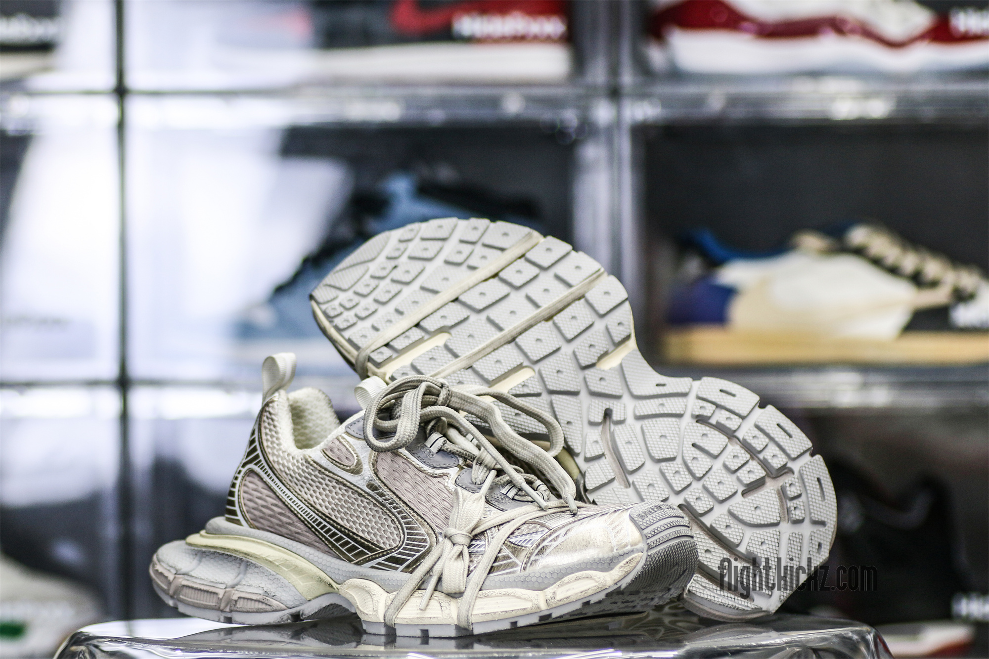 Balenciag* 3XL Sneaker ‘Worn‑Out ‑ Light Beige’